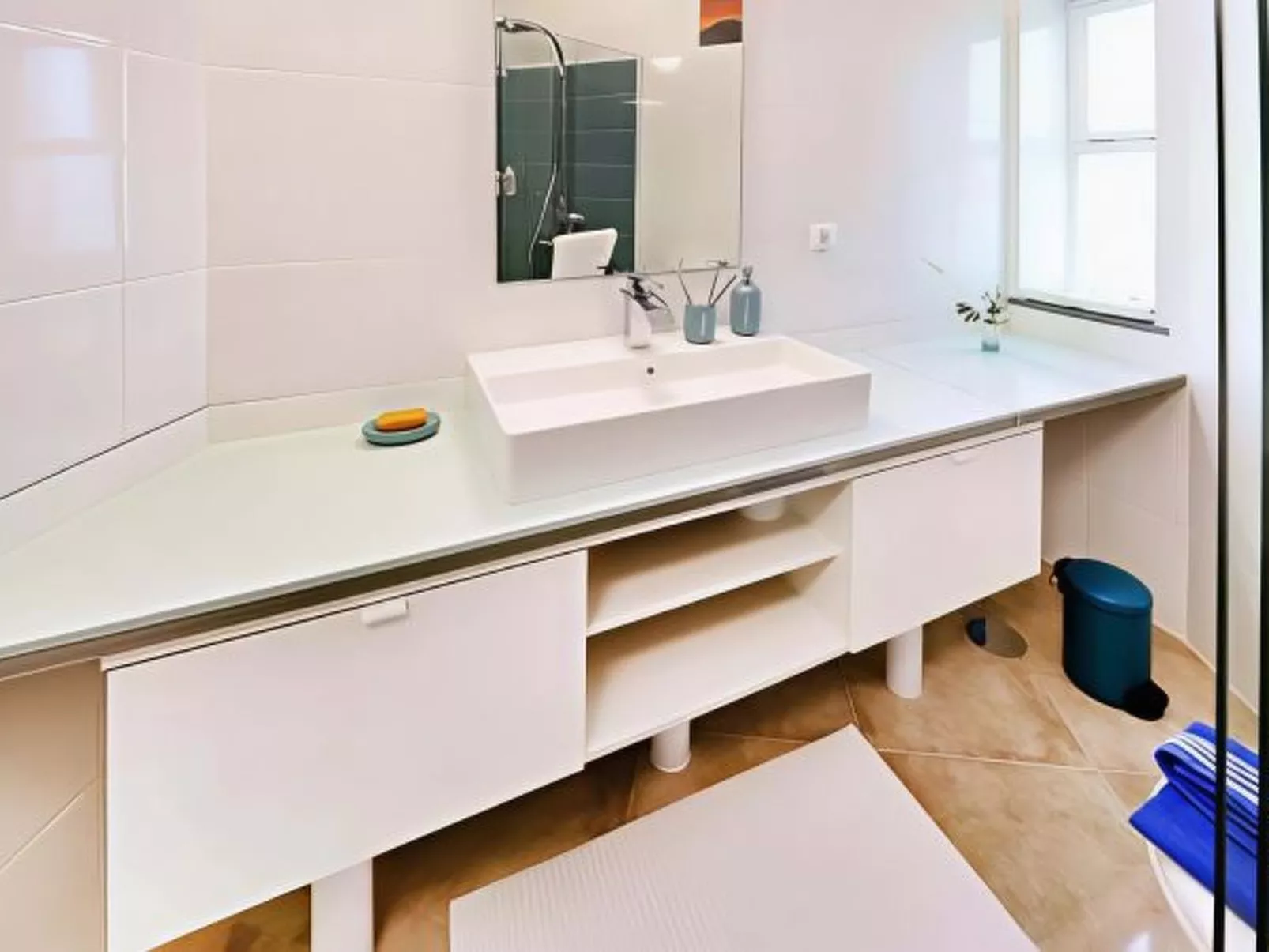 Casa Albardeira at Meia Praia - Binnen