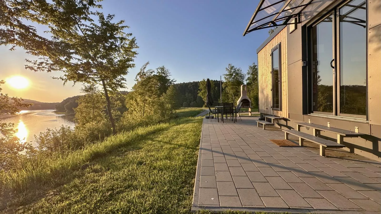 Feriendorf Seeblick - Tiny Chalet Nr 9 - Terrasbalkon