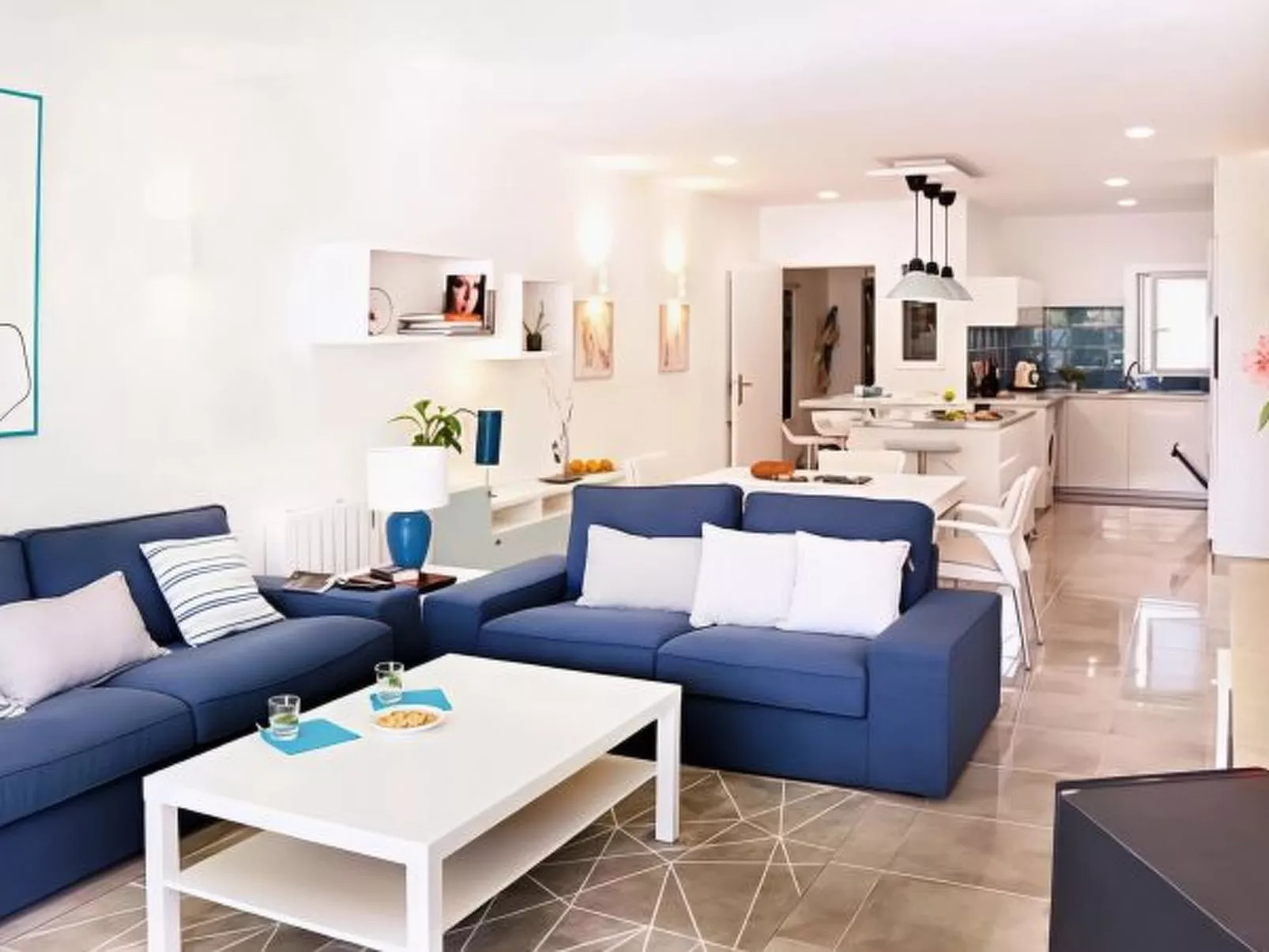 Casa Albardeira at Meia Praia - Binnen