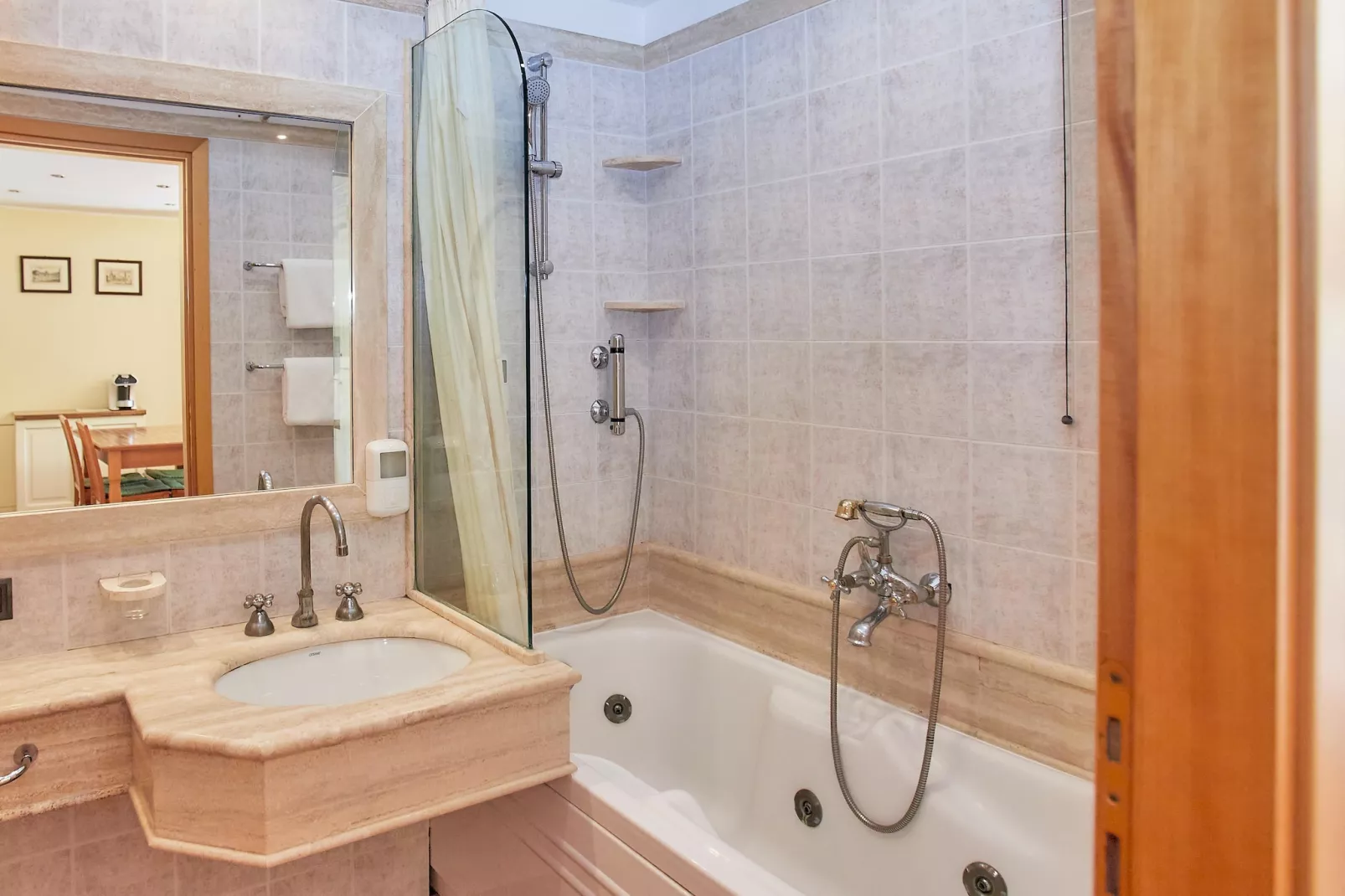 Quadrilocale vista giardino 217 - 4 pax - Badkamer