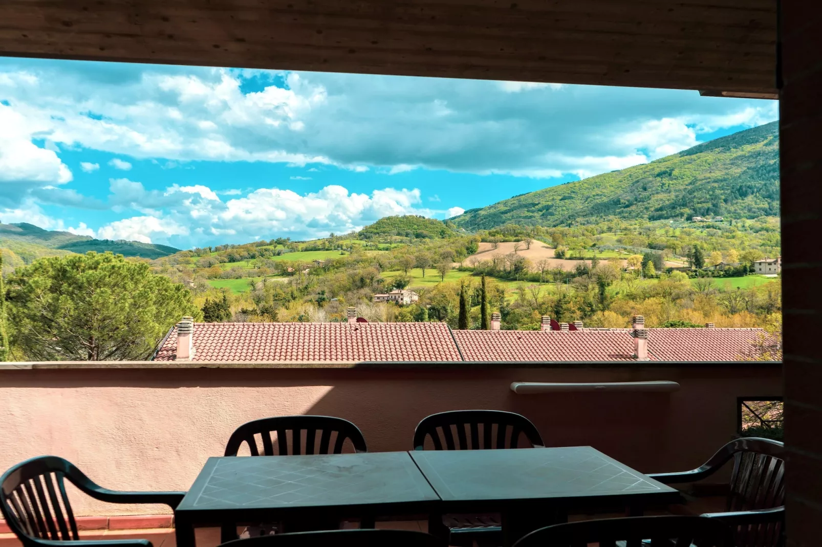 Assisi C6 - 4 pax - Terrasbalkon