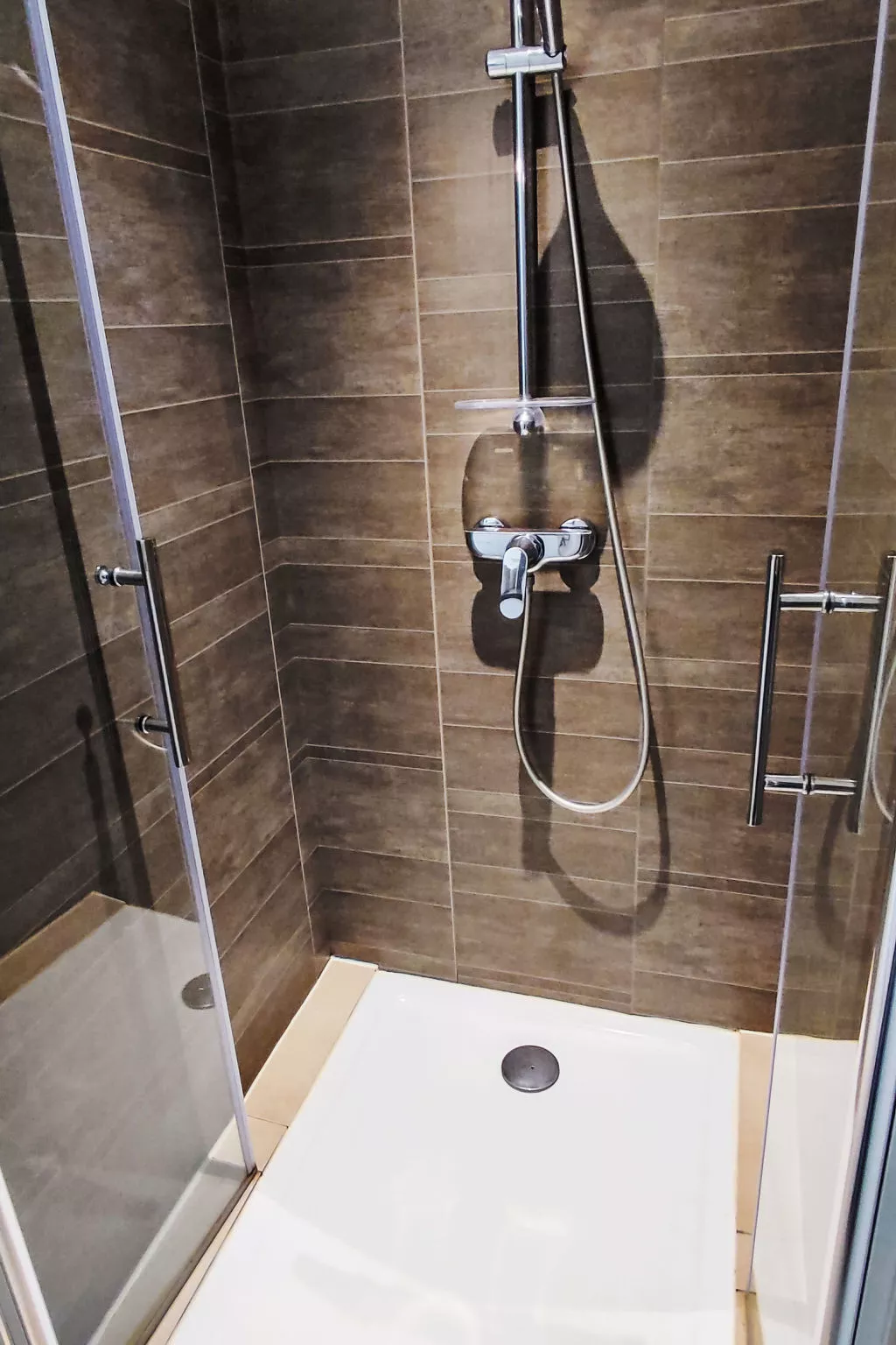 Le Perregaux - Binnen