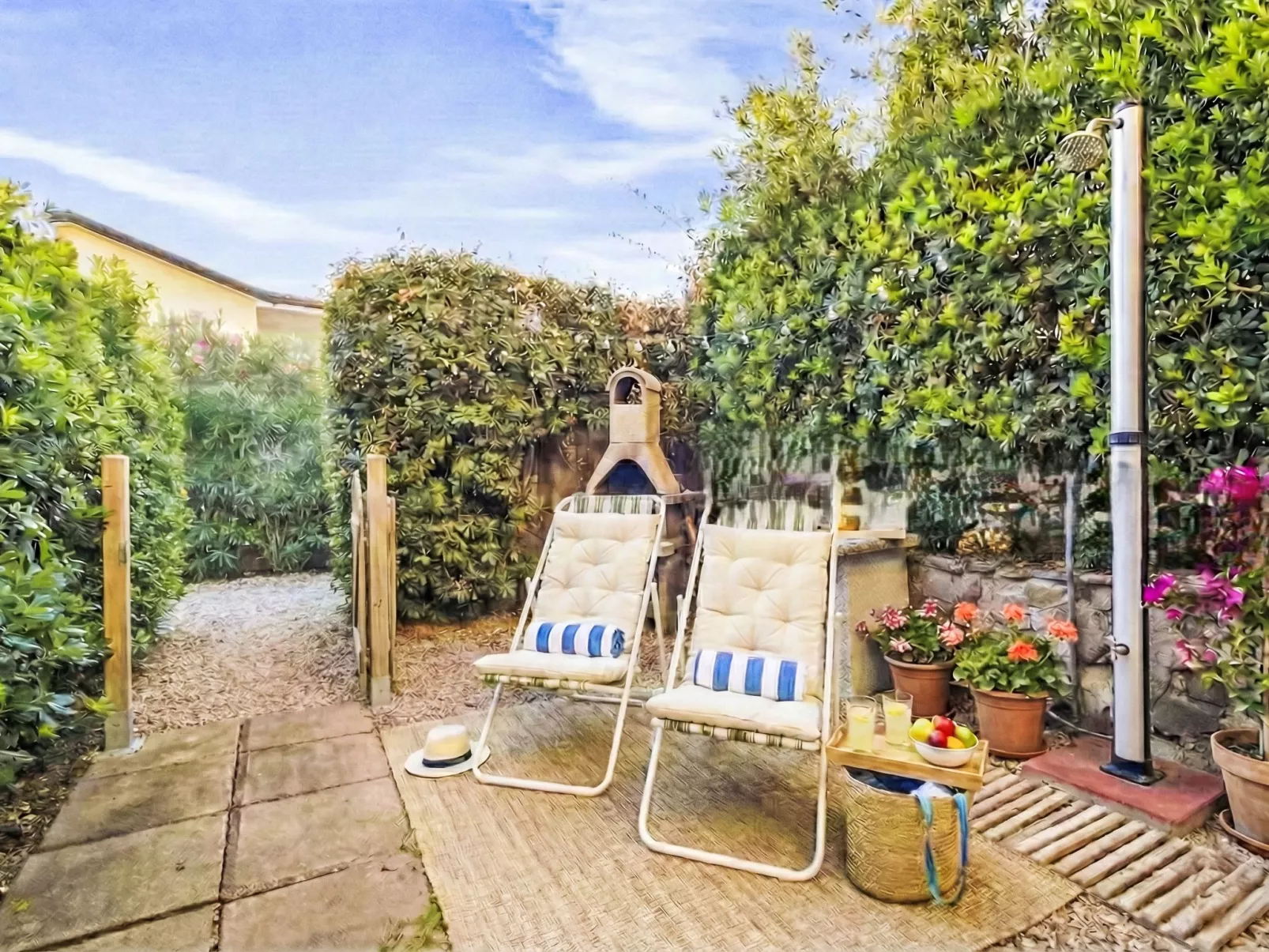 Happy Island - Buiten