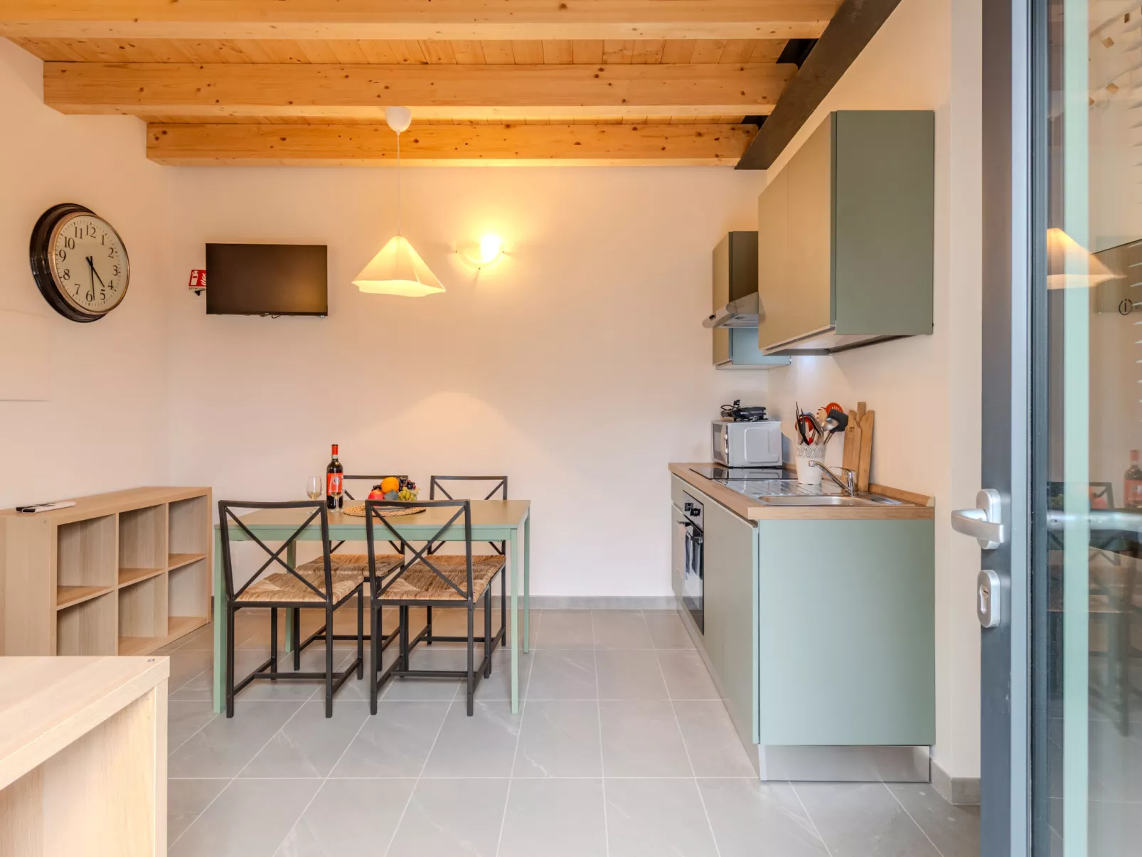 Alture e Riflessi - Binnen