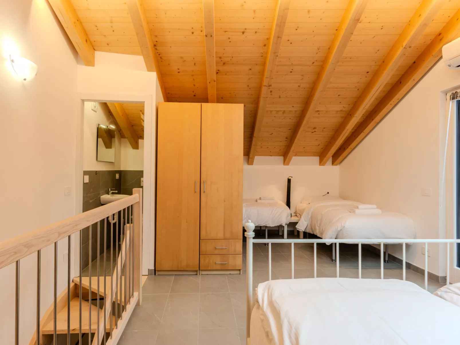 Alture e Riflessi - Binnen