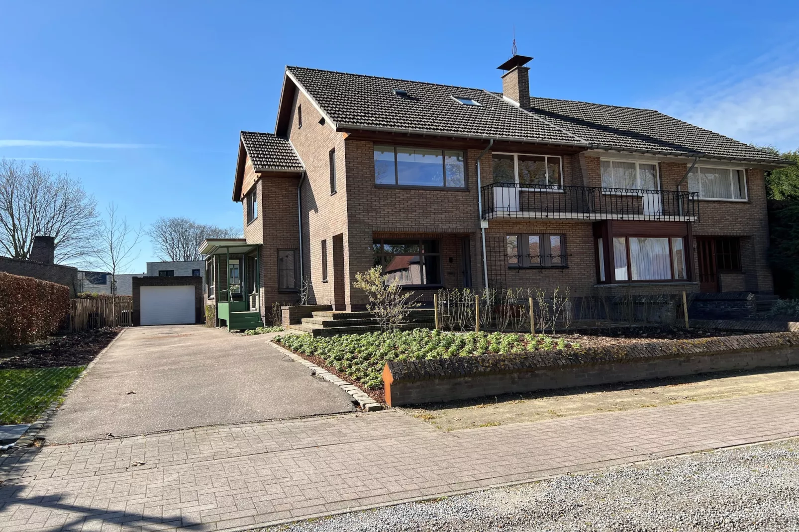 Bruglaan 34A  34B - Buitenkant zomer