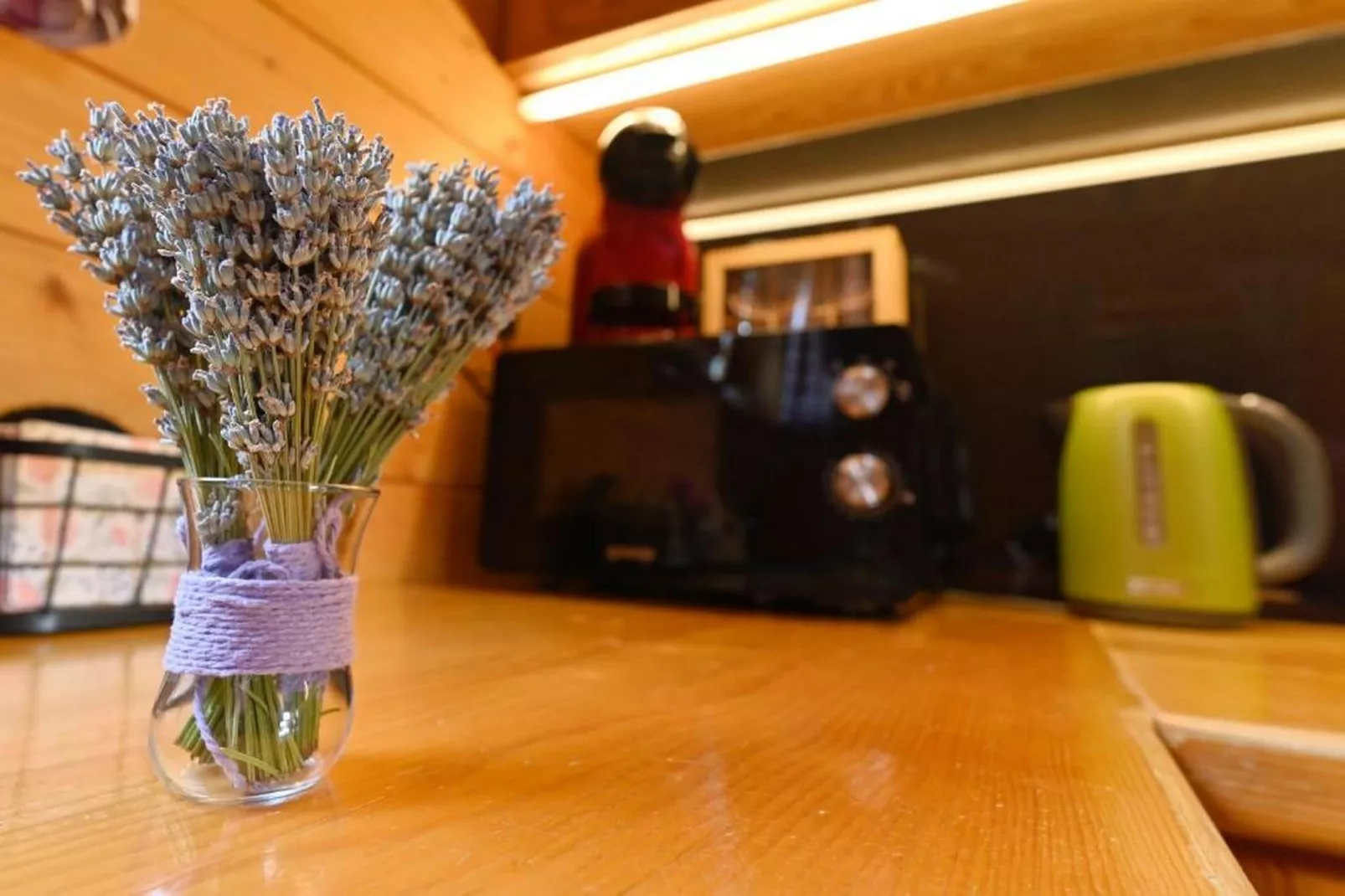 Lavanda Land - Villa Tanya Mrežnica - Three Bedroom Holiday Home with Hot Tub