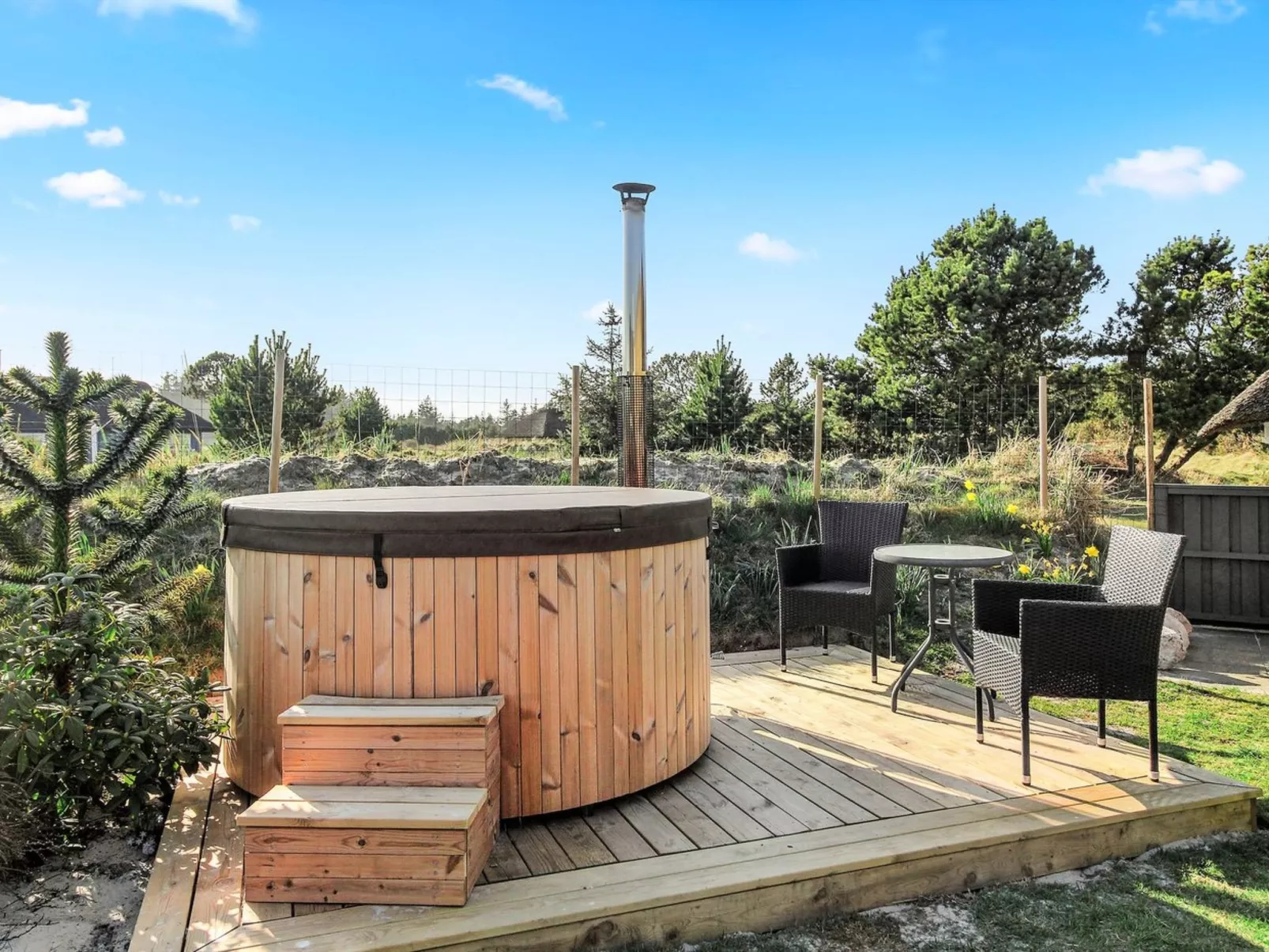 "Ansine" - 1.2km from the sea - Binnen