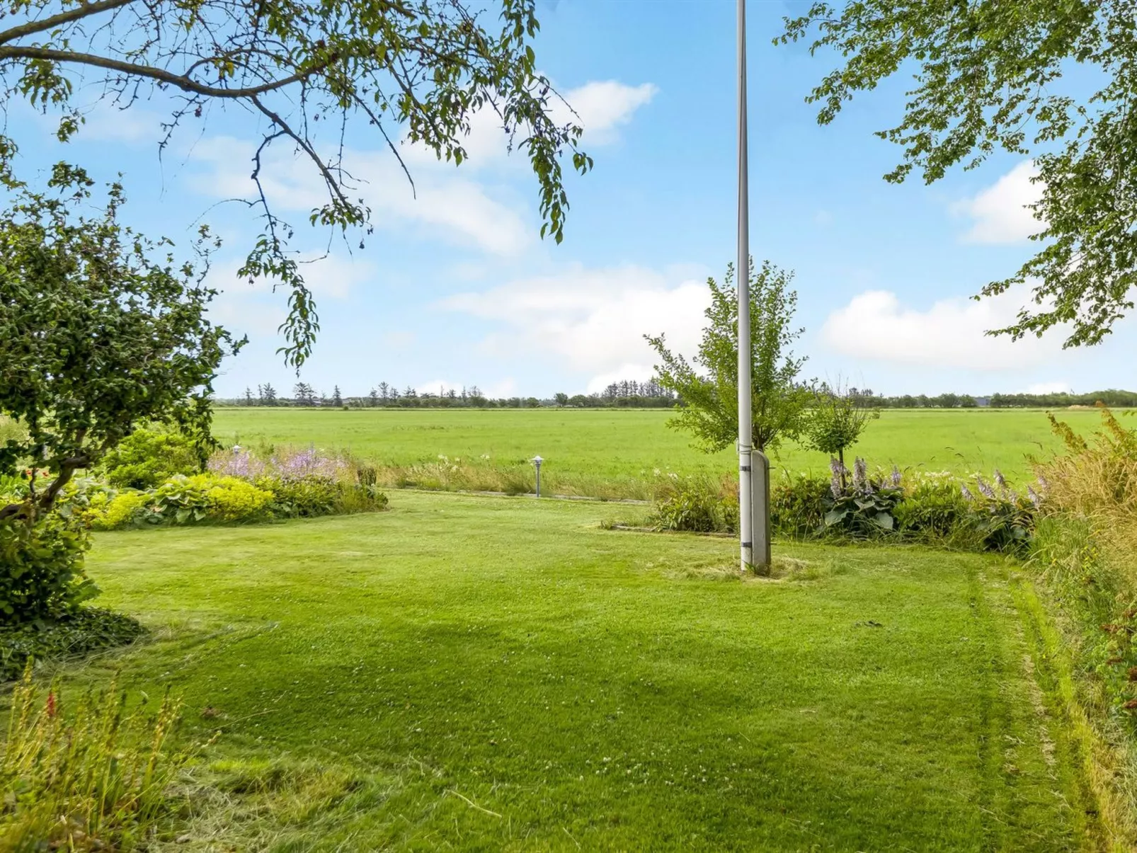 "Kukka" - 16km from the sea - Buiten