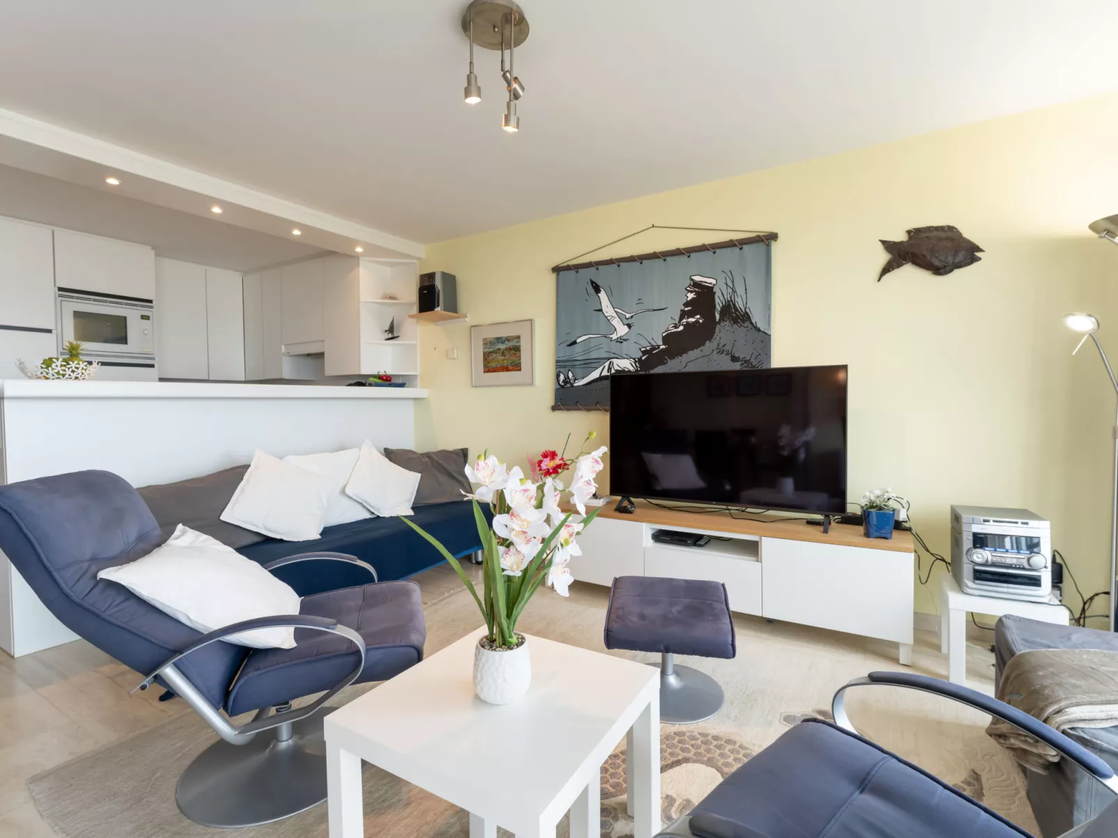 Mitsou with seaview - Binnen