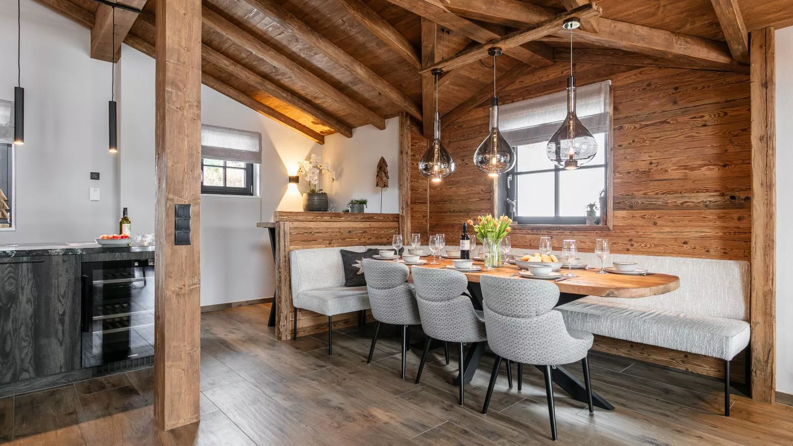 Chalet Gipfel Lodge Alpine Style - Eetkamer