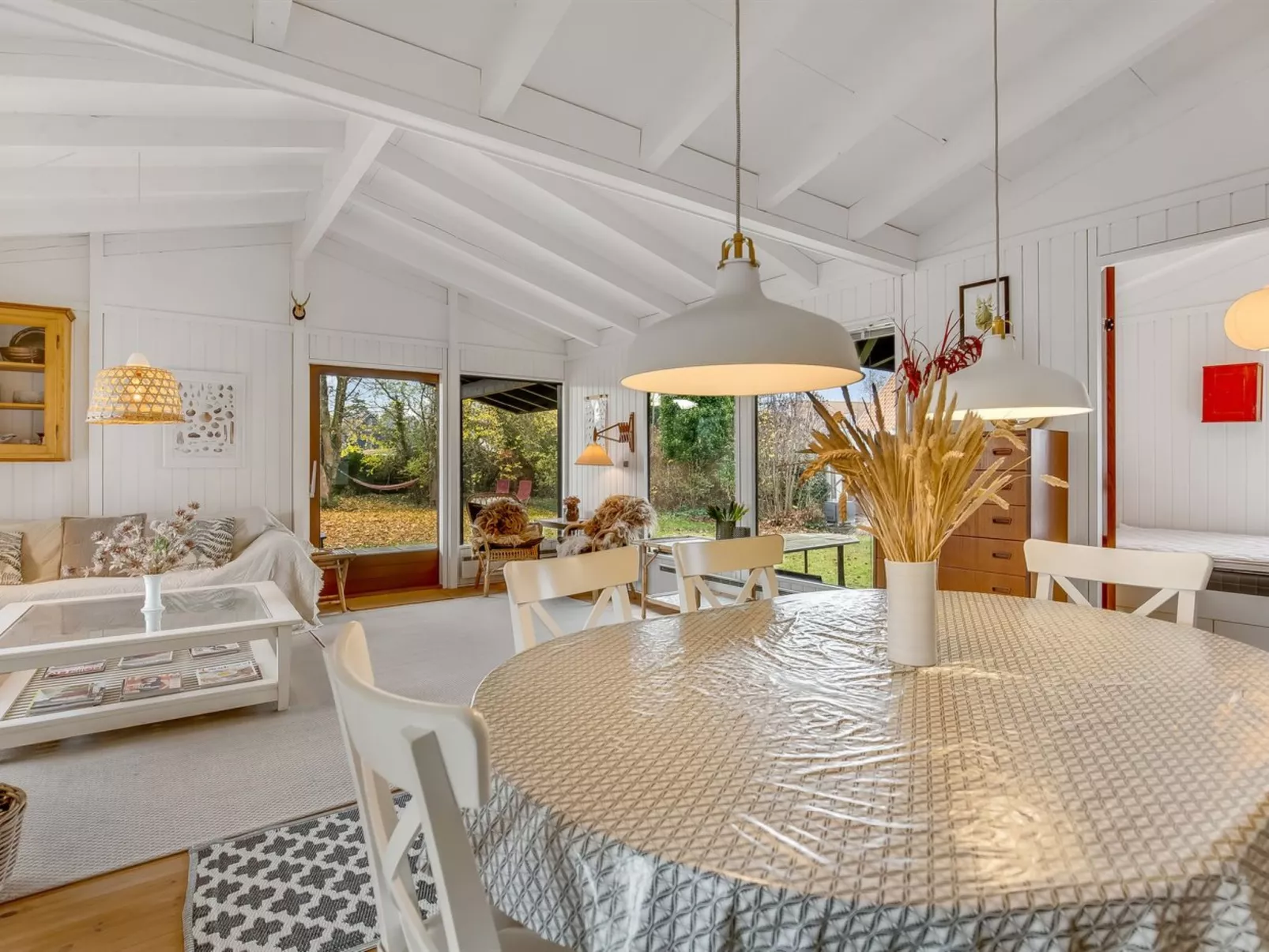 "Anelle" - 100m from the sea - Binnen