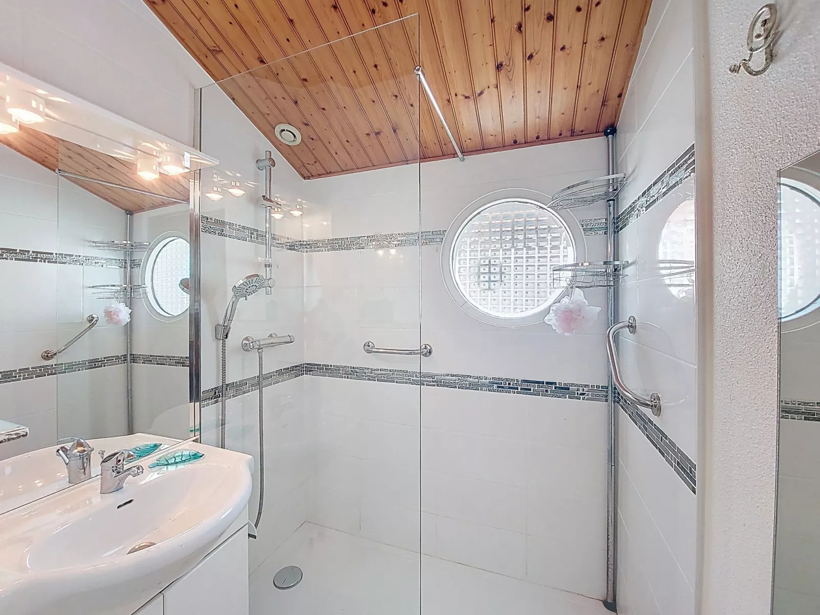 Maison de charme Les Yuccas - Binnen