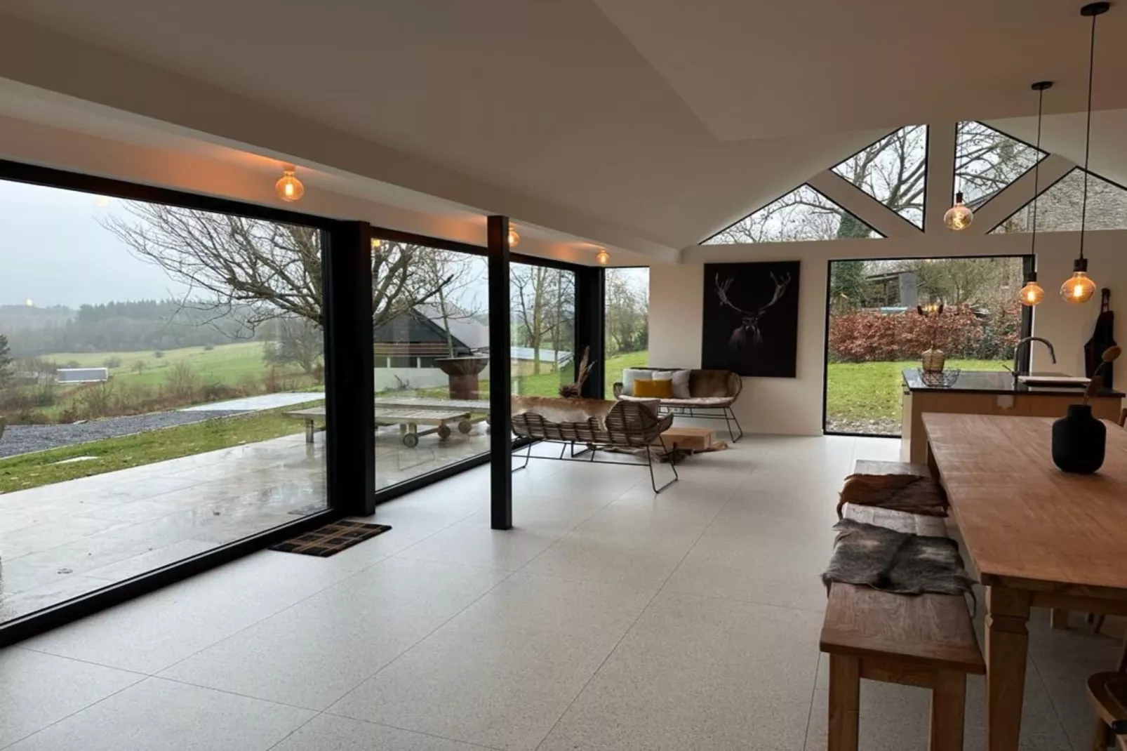 Le souffle des sapins - Eetkamer