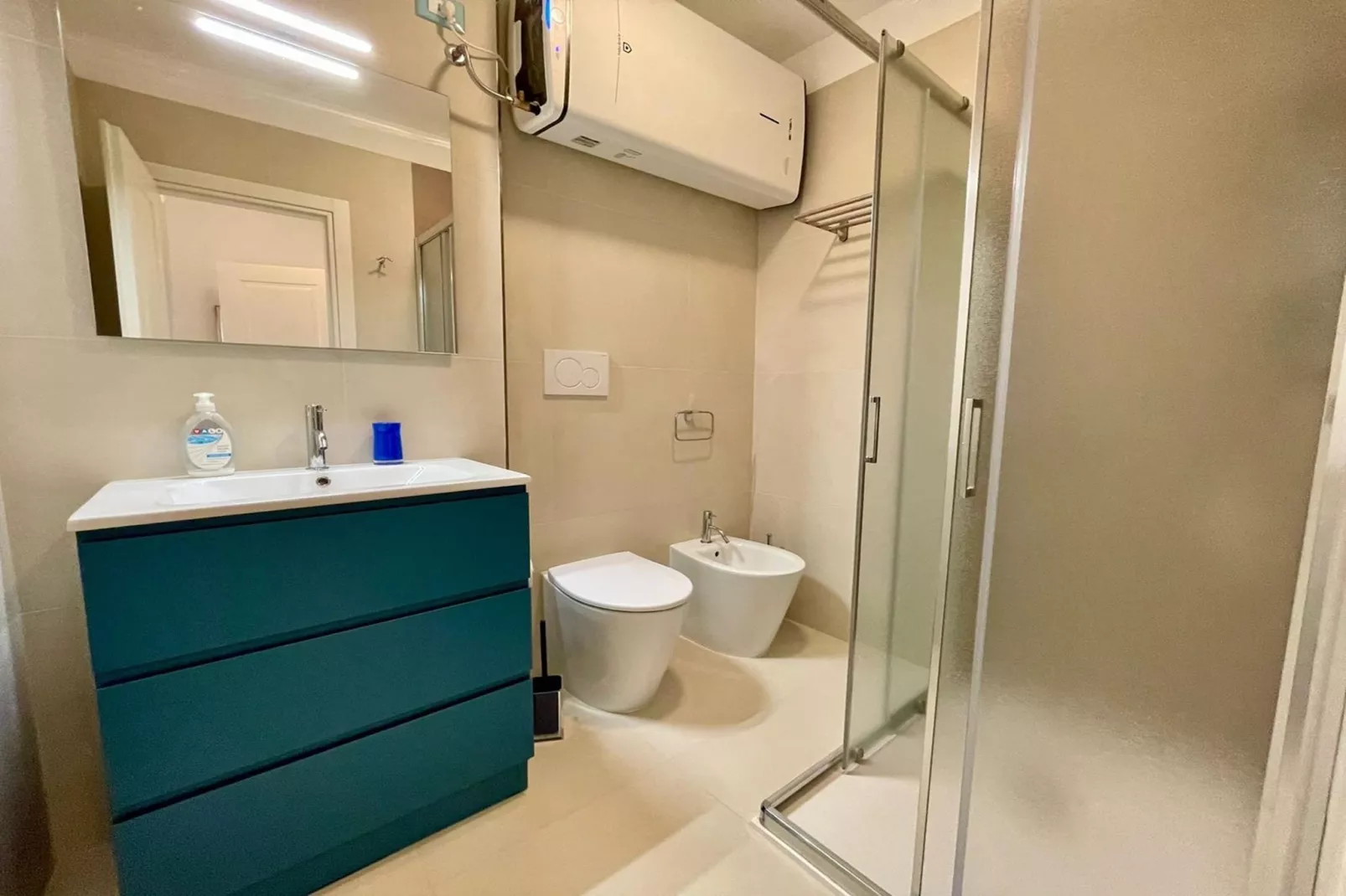 Holiday 255C - Badkamer
