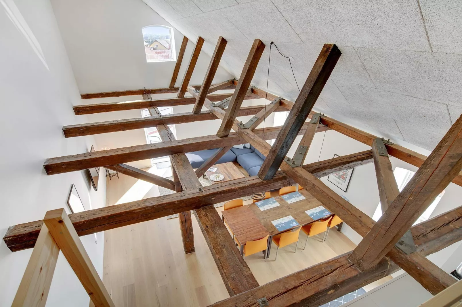 Loft over twee verdiepingen met groot terras - Binnen