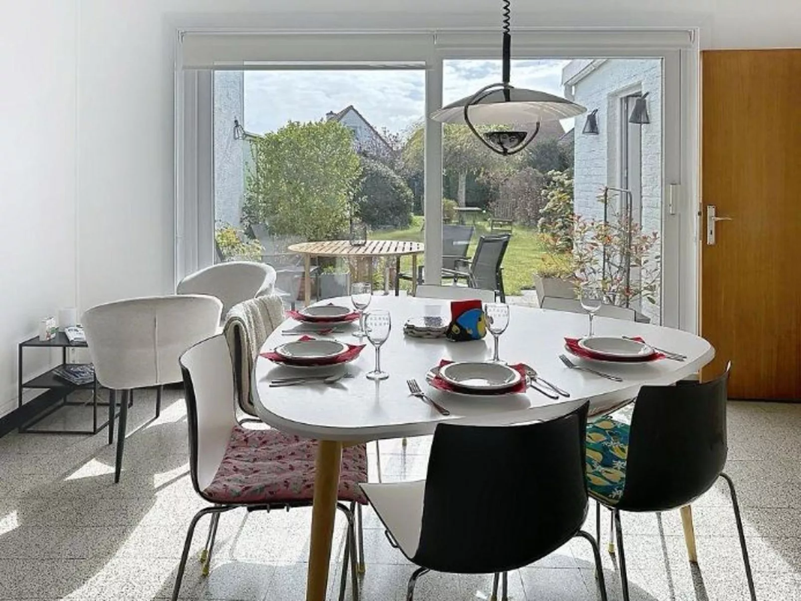 Sea-kret with garden - Binnen