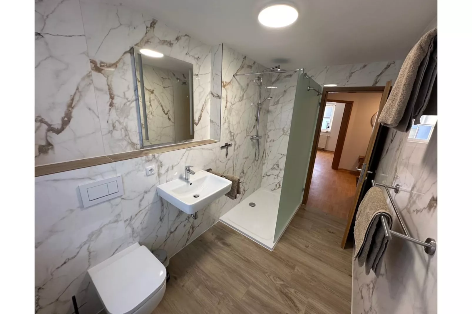 Ferienwohnung Elstra - Badkamer