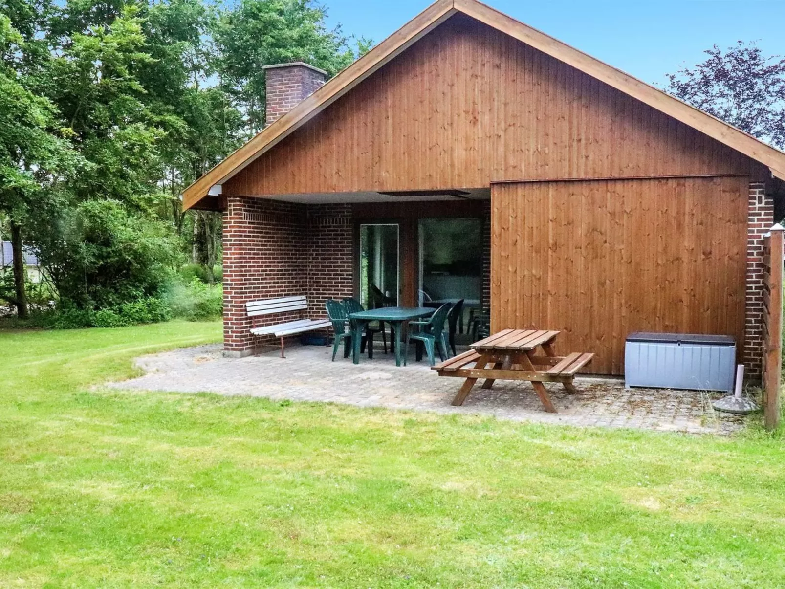 "Ismo" - 30km from the sea - Buiten