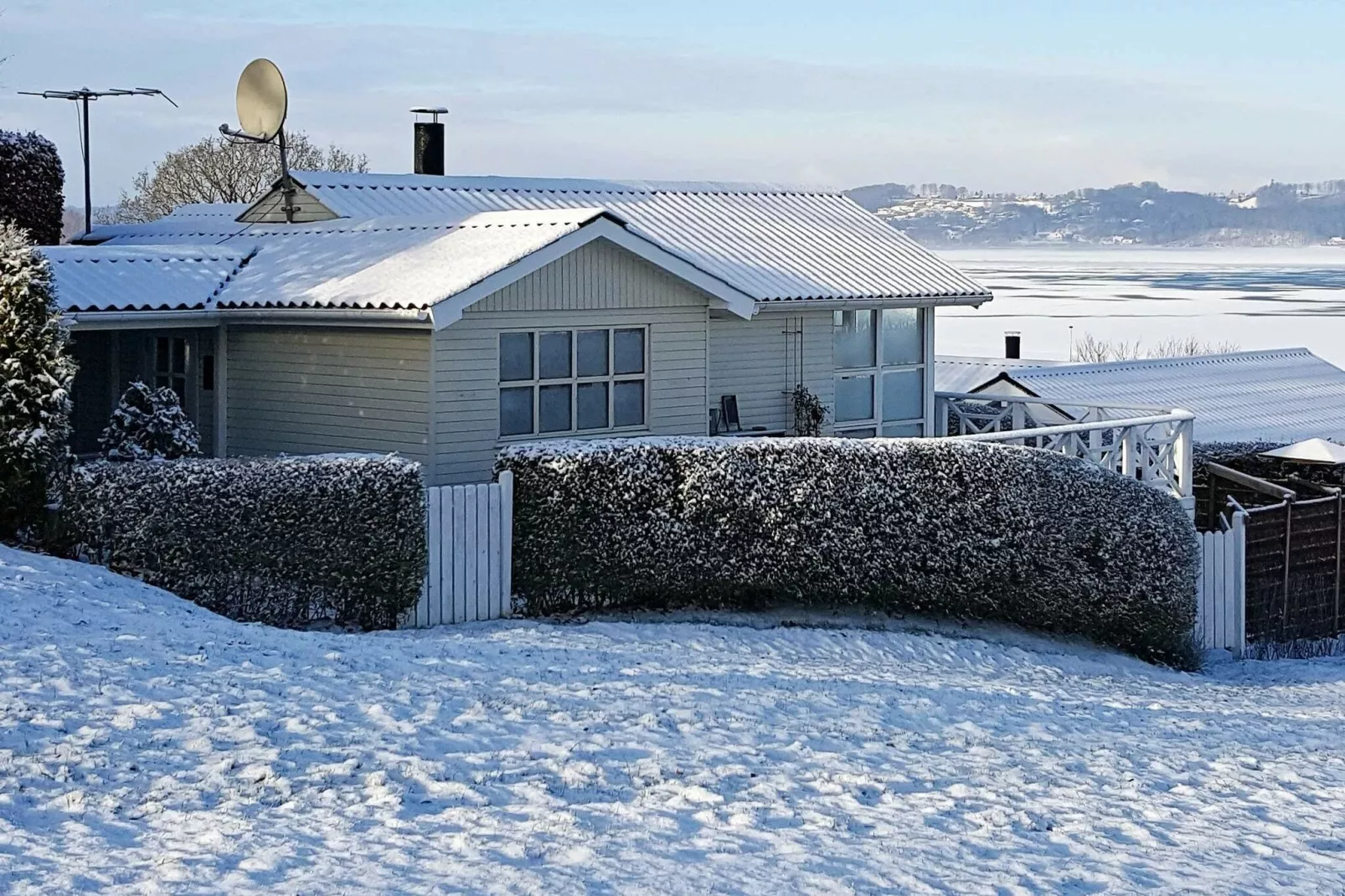 Luxe vakantiehuis in Børkop met panoramisch zeezicht-Buitenlucht