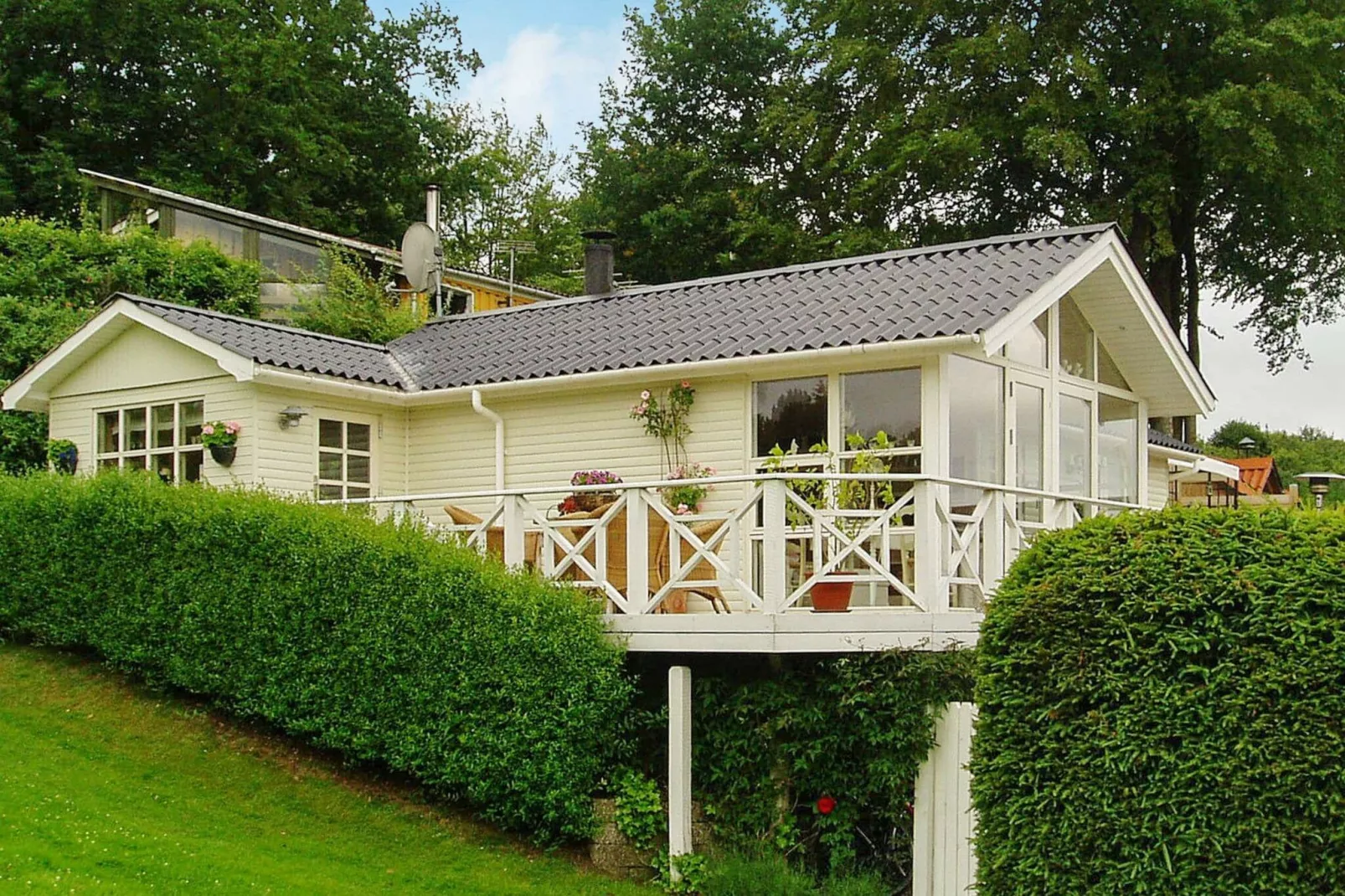 Luxe vakantiehuis in Børkop met panoramisch zeezicht-Buitenlucht