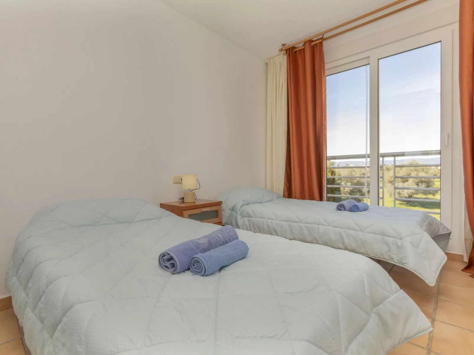 Montero Golf V - Binnen