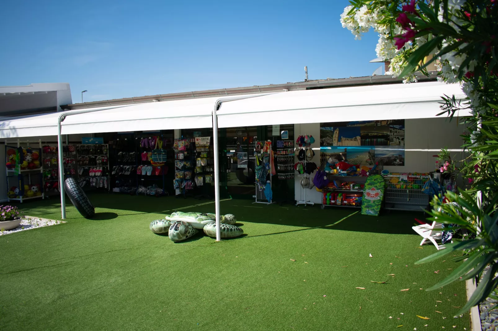 Stork Family Collection - BUNGALOW BILOCALE DOG max cap 5 pax - Parkfaciliteiten