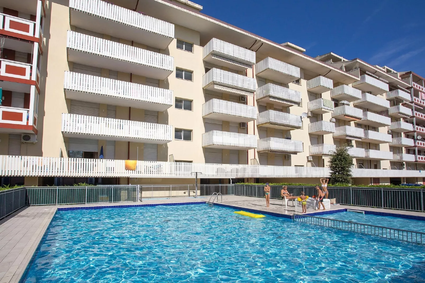 Holiday 255C - Buitenkant zomer