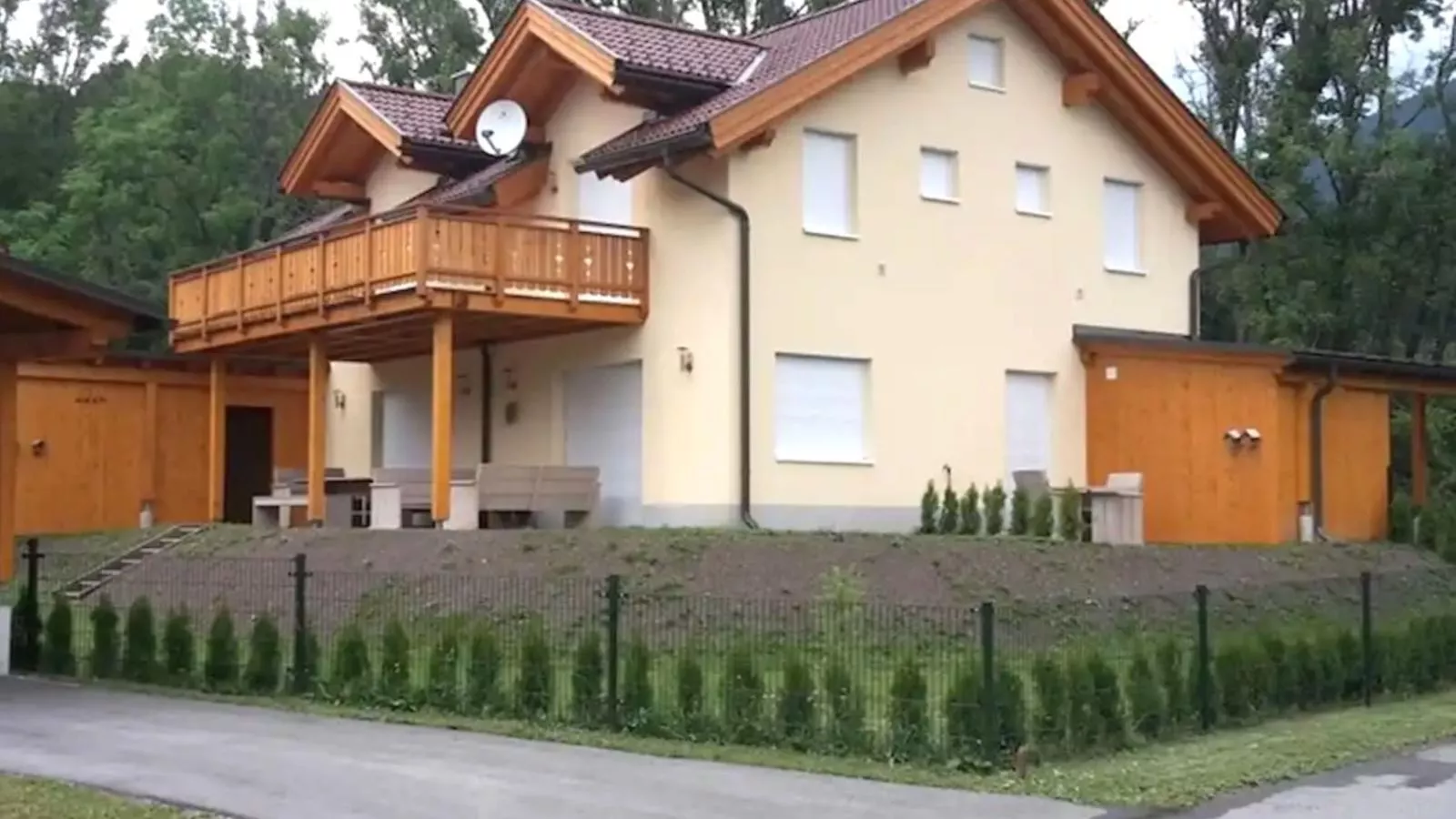 Villa Alpenrose - Buitenkant zomer