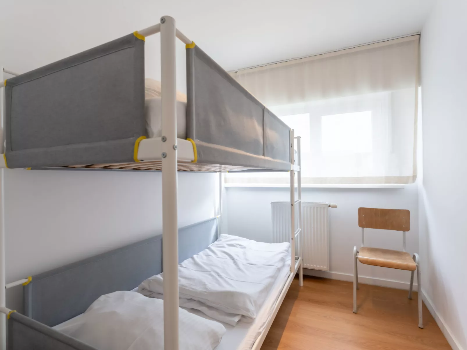 Wanderlust Belgium with parking - Binnen