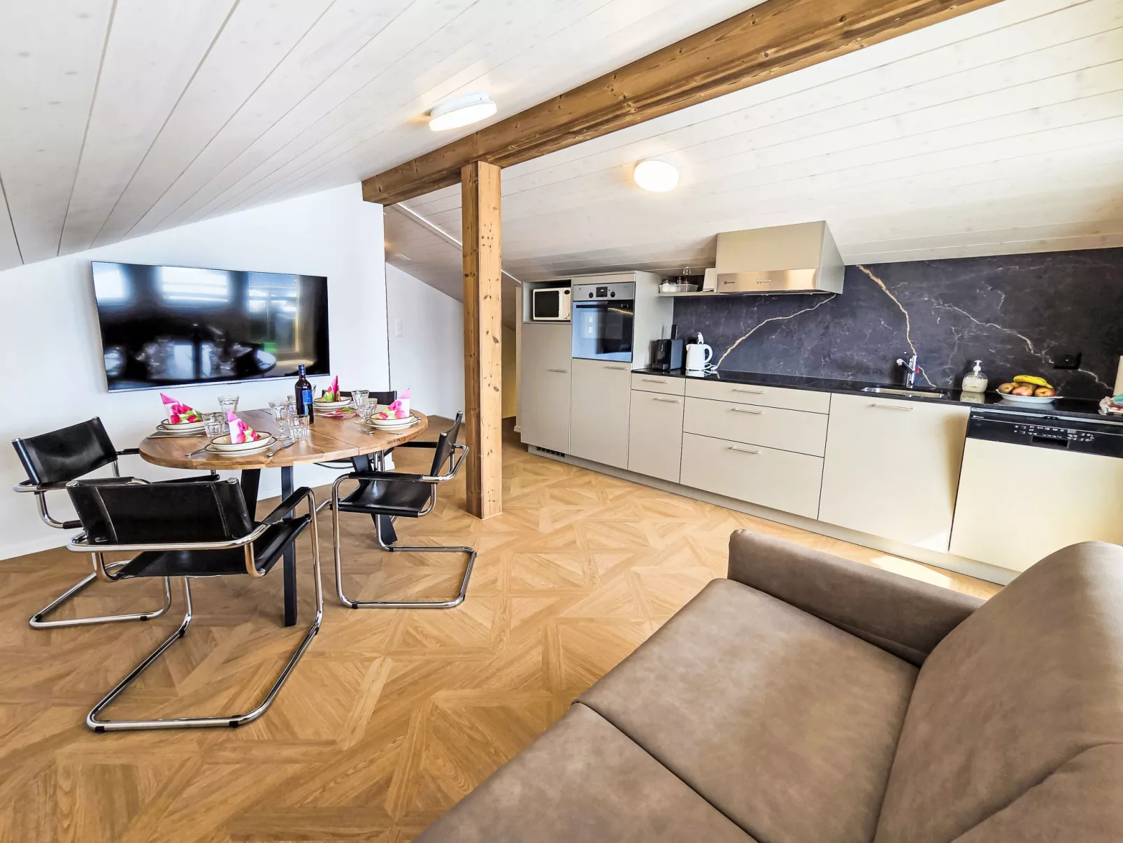 LiloTopMountainView - Binnen