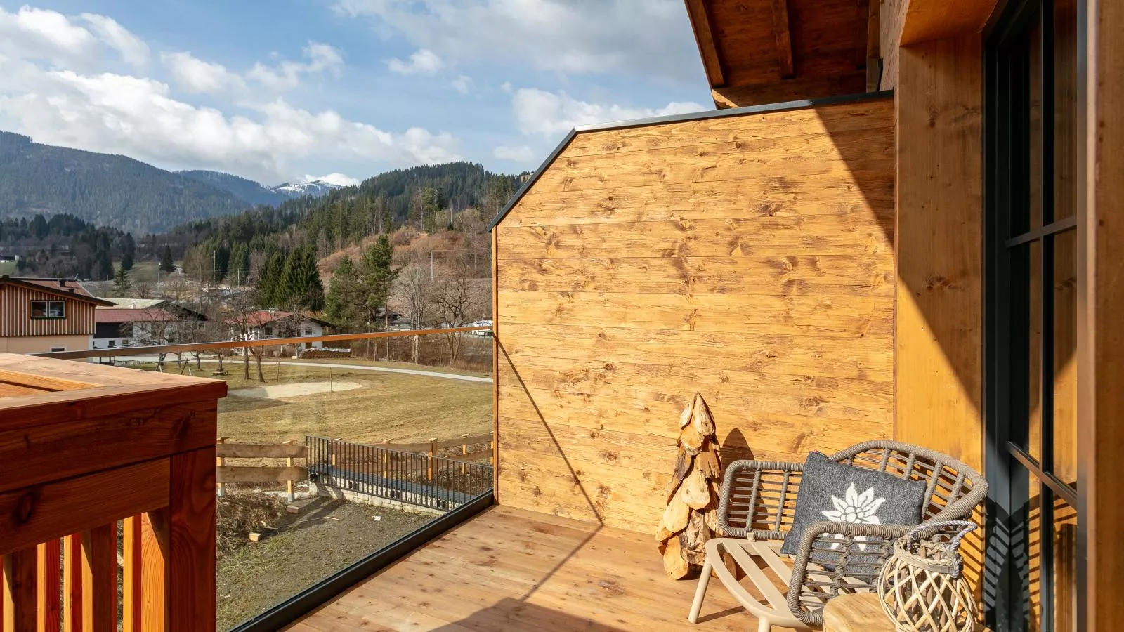 Chalet Gipfel Lodge Alpine Style - Terrasbalkon