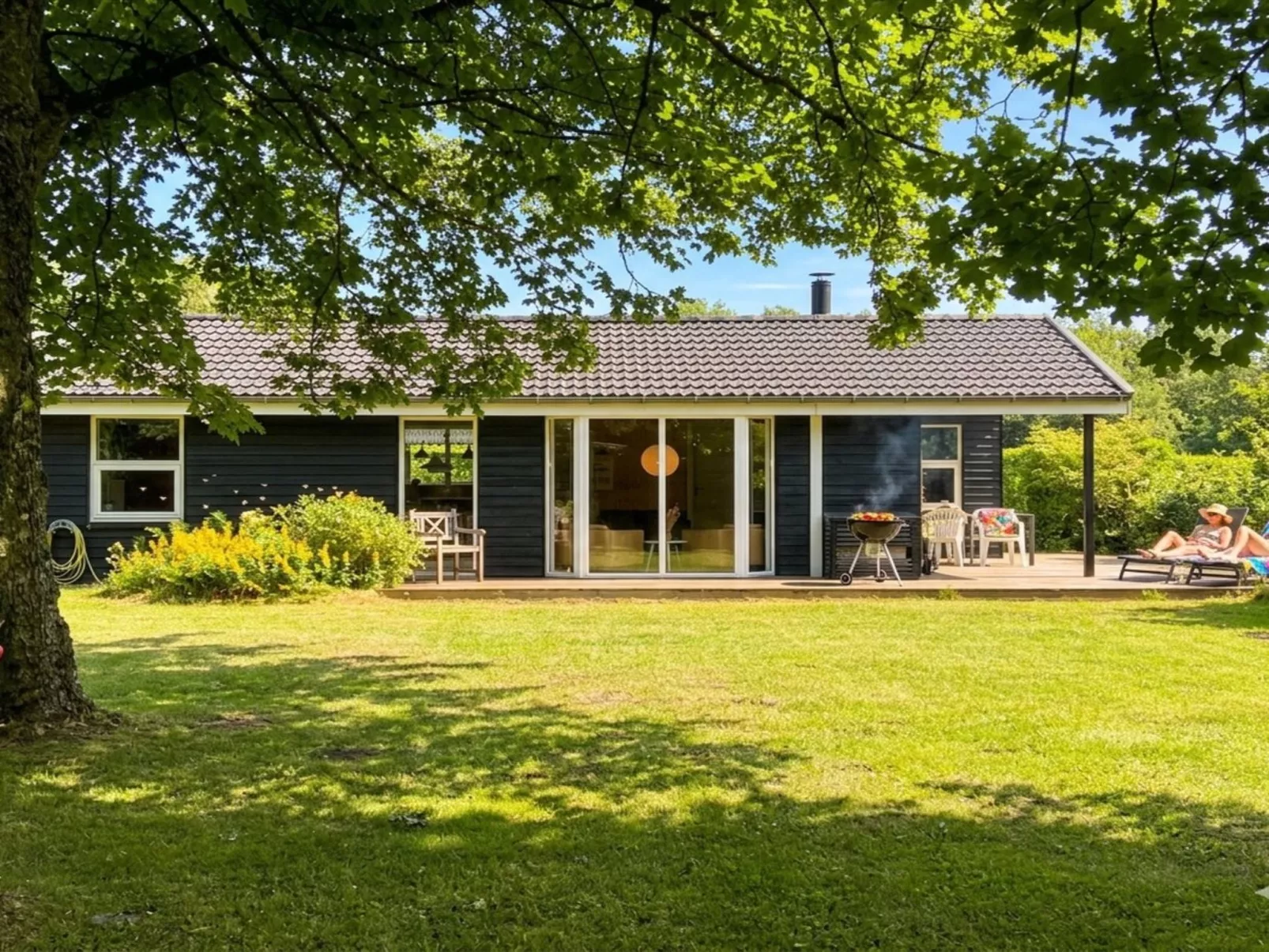 "Swale" - 500m from the sea