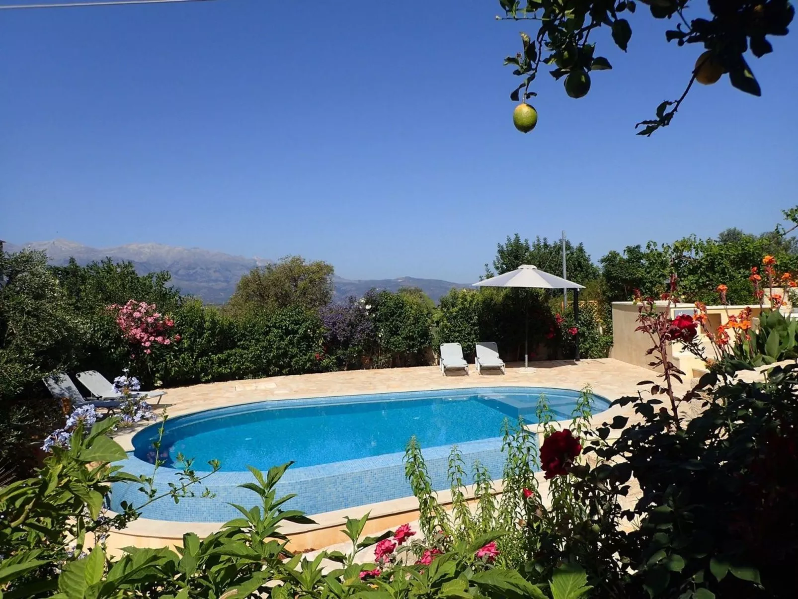 Für 6 Personen und 2 Kinder