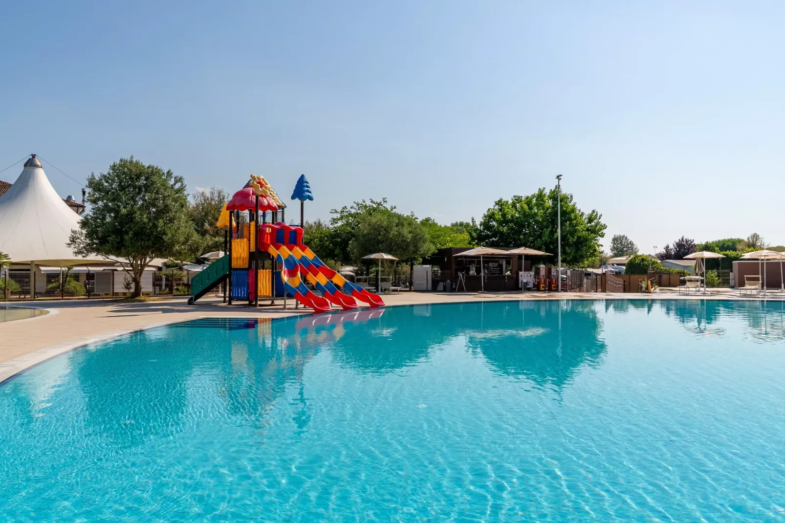 VIGNA SUL MAR FAMILY COLLECTION - LODGE SUPERIOR DOG