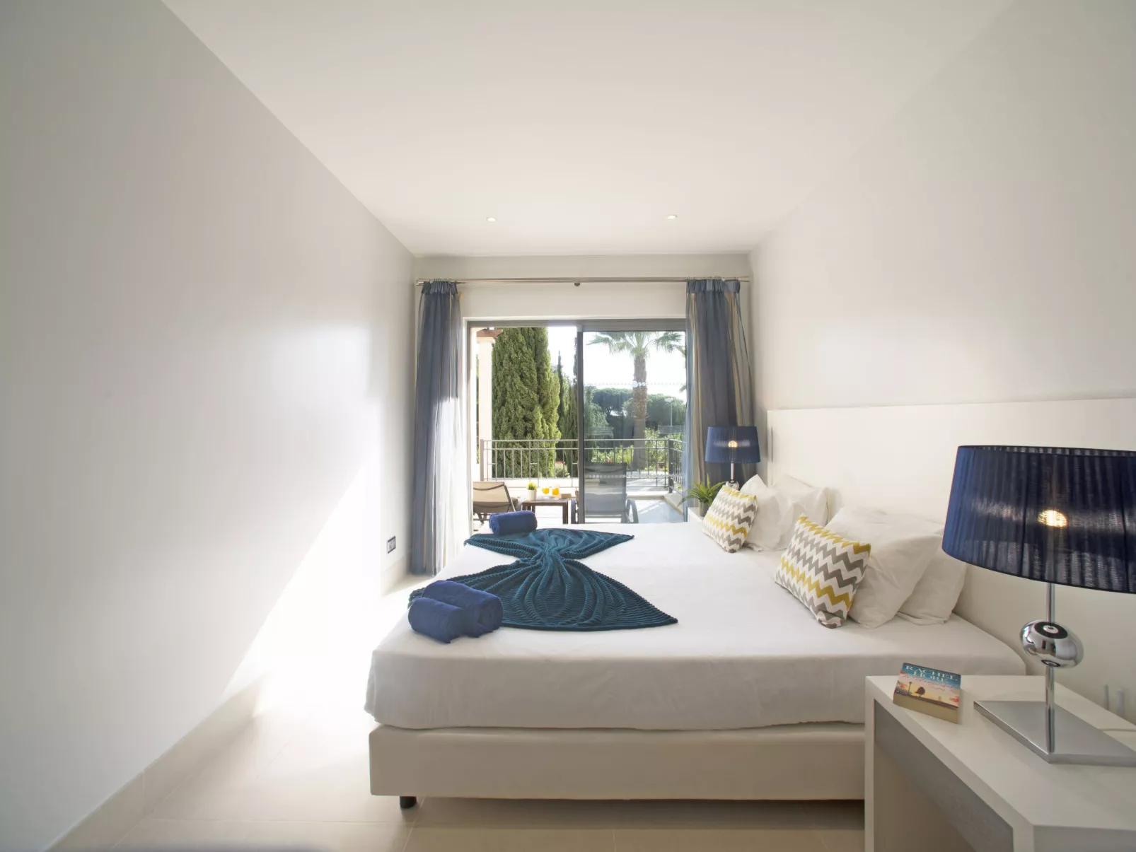 Pine Hills Rubi - Binnen