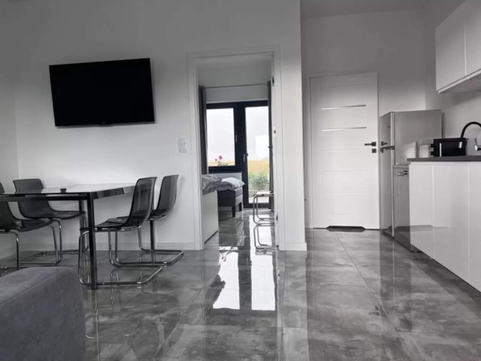 Zwei-Zimmer-Reihenhauswohnung