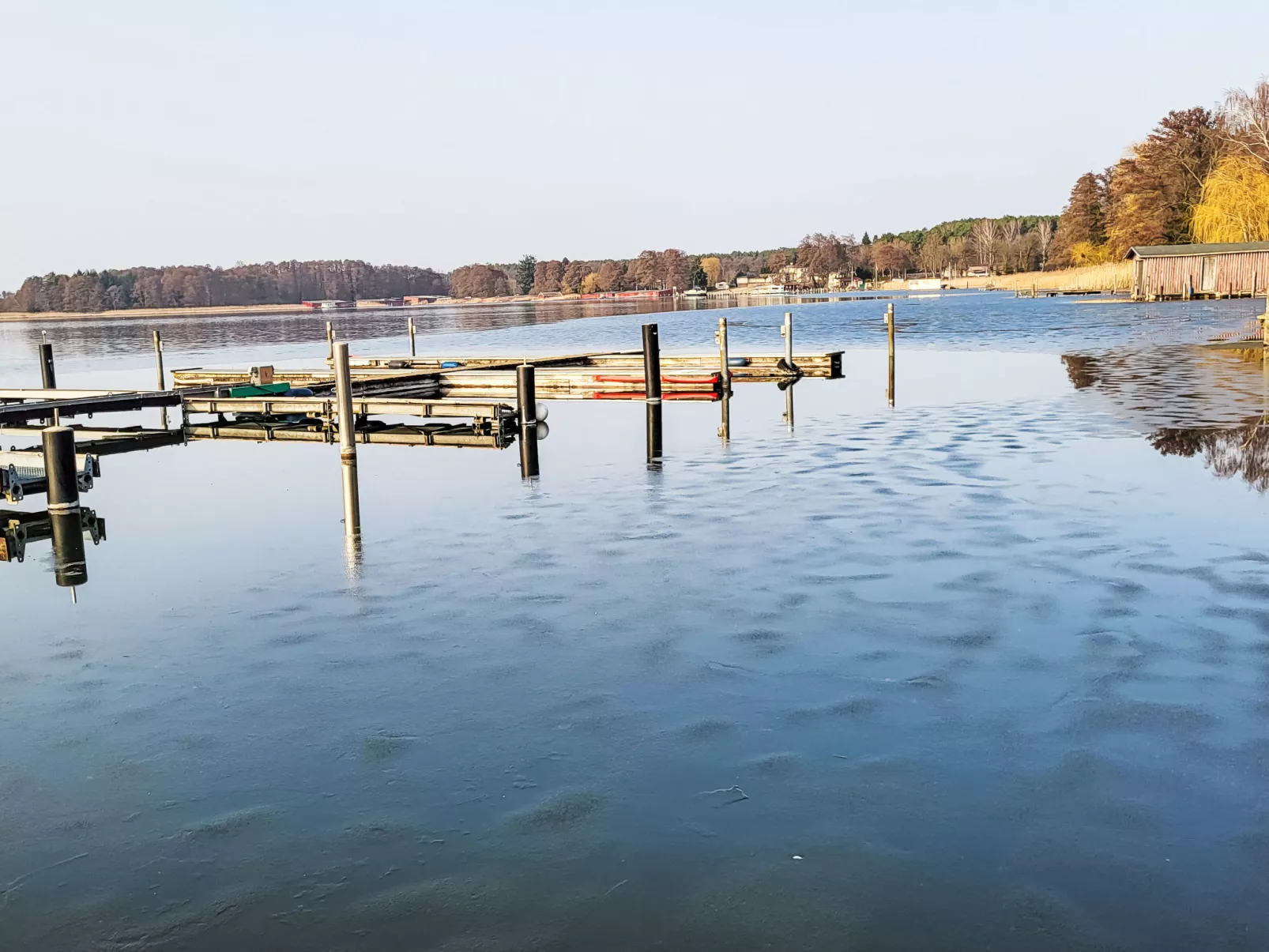 Bungalow am Grienericksee - Buiten