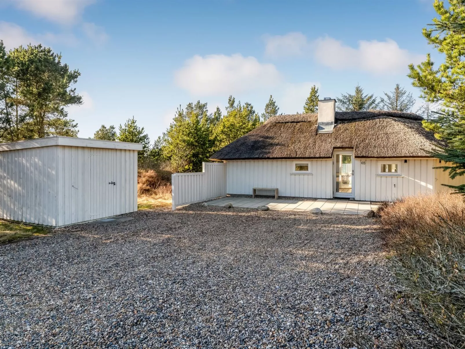 "Udder" - 1.3km from the sea