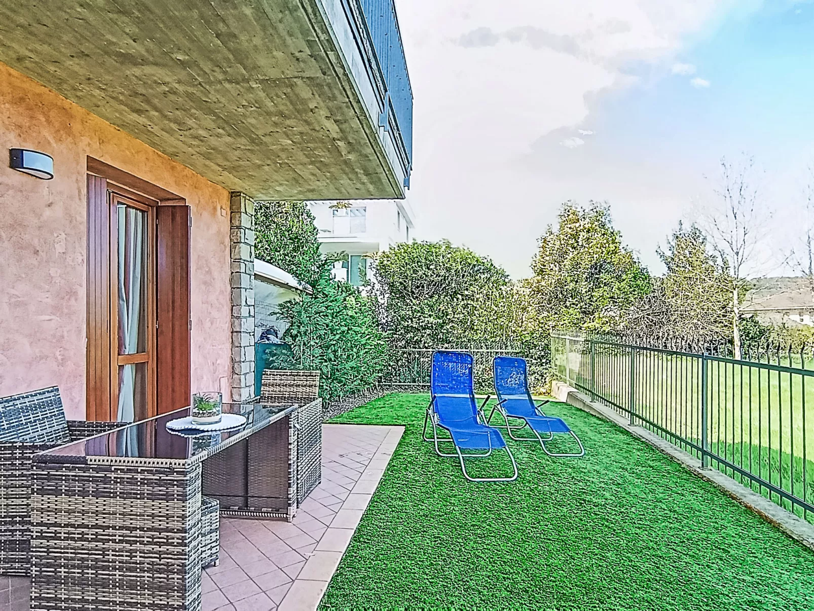 Parma House - Buiten