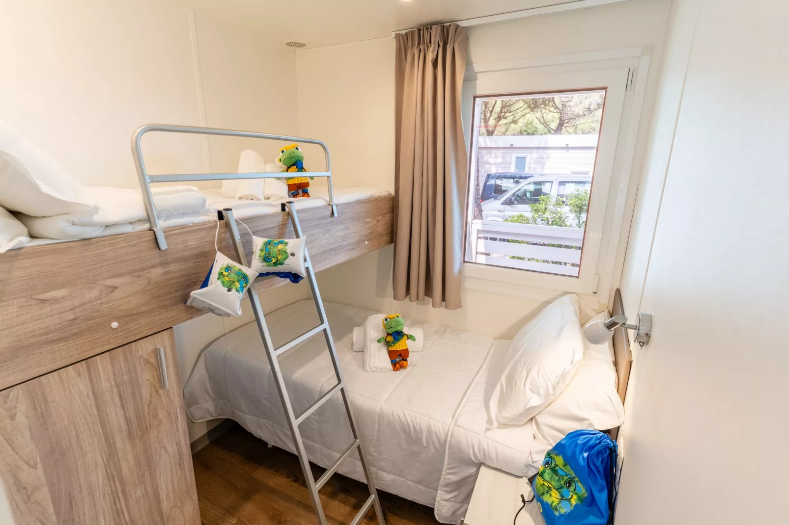 Jesolo Family Resort - LODGE DELUXE FAMILY - Slaapkamer