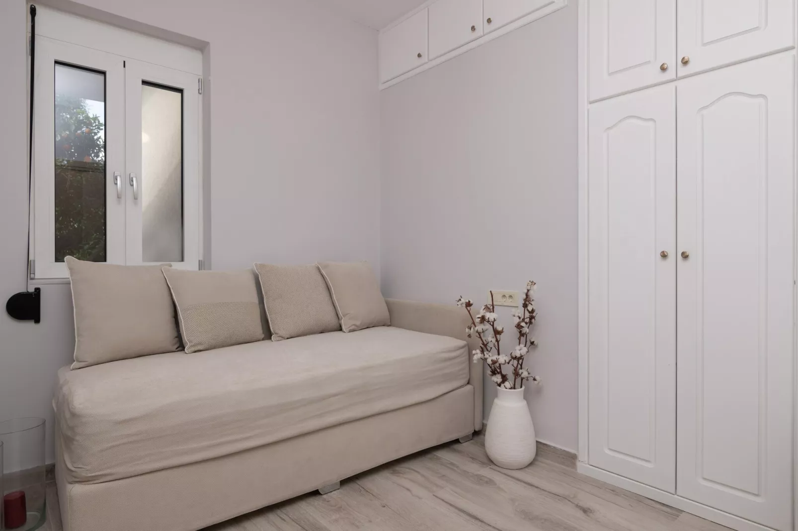 Andriana’s apartment  A fully equipped 2-BR apt in the countryside - Woonkamer