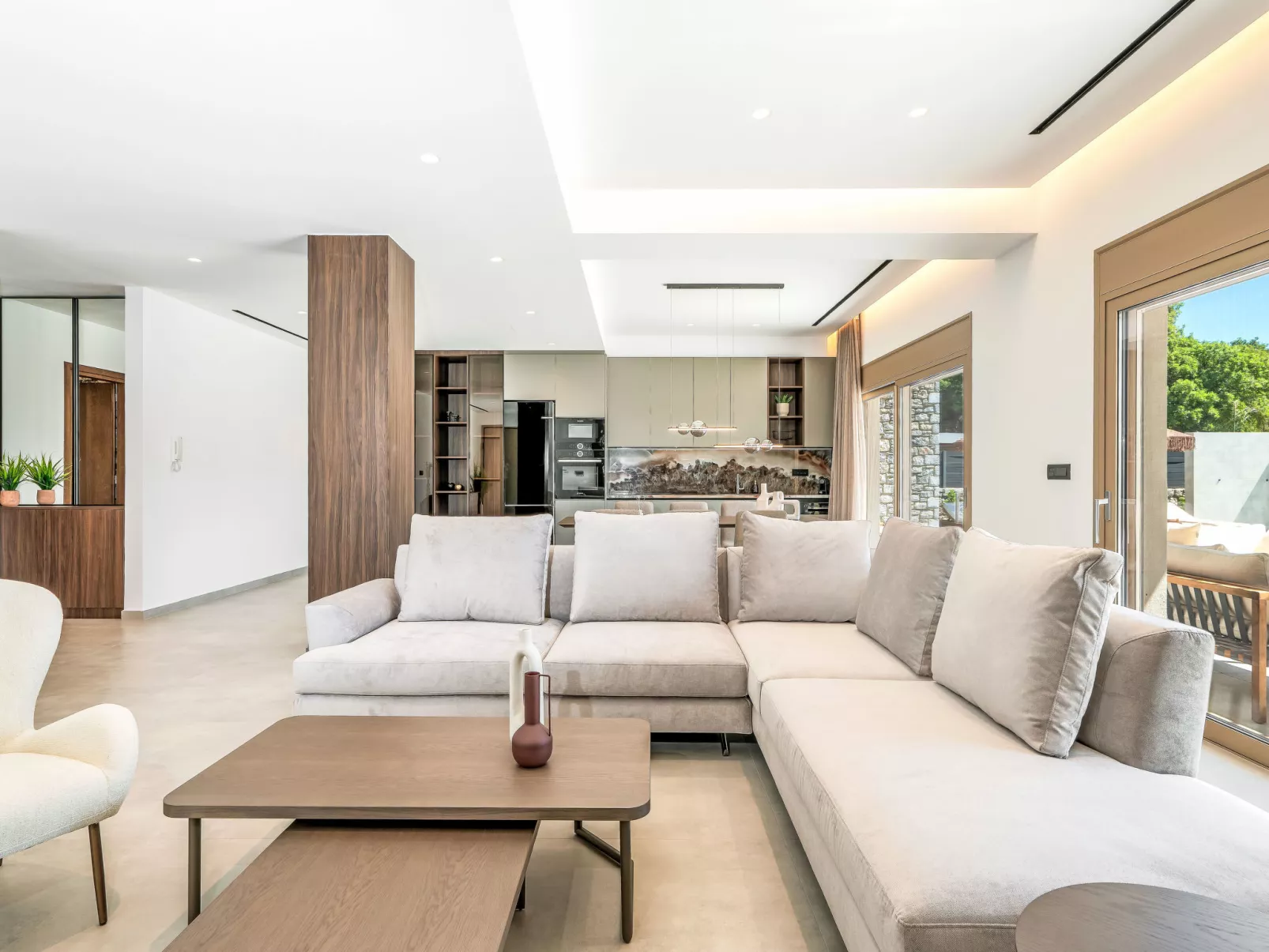 Ruby Paradise - Binnen