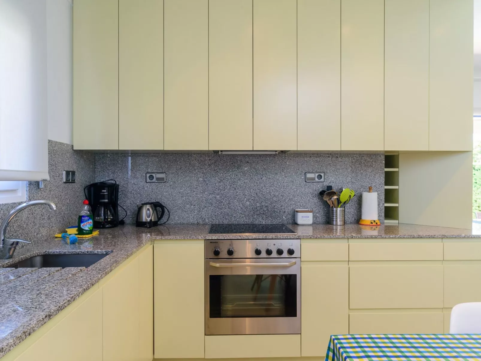 1270836 Briu - Image-tags.info