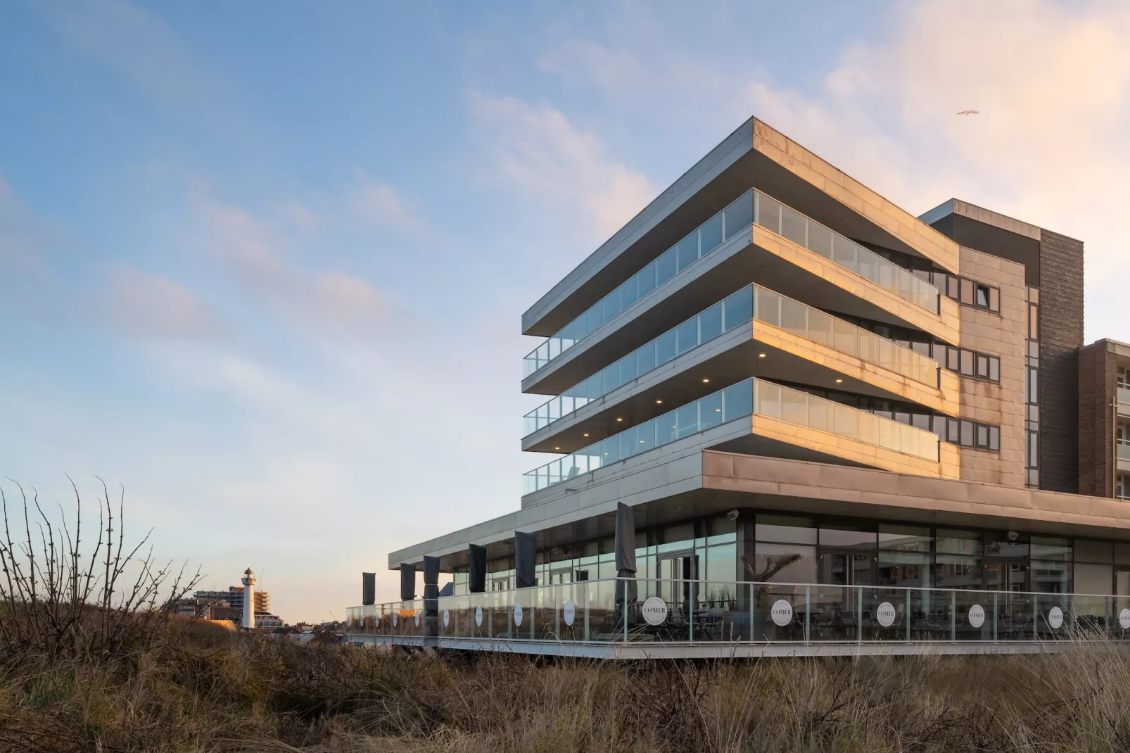 Droomsuites Egmond aan Zee - 8 person penthouse - Buitenkant zomer