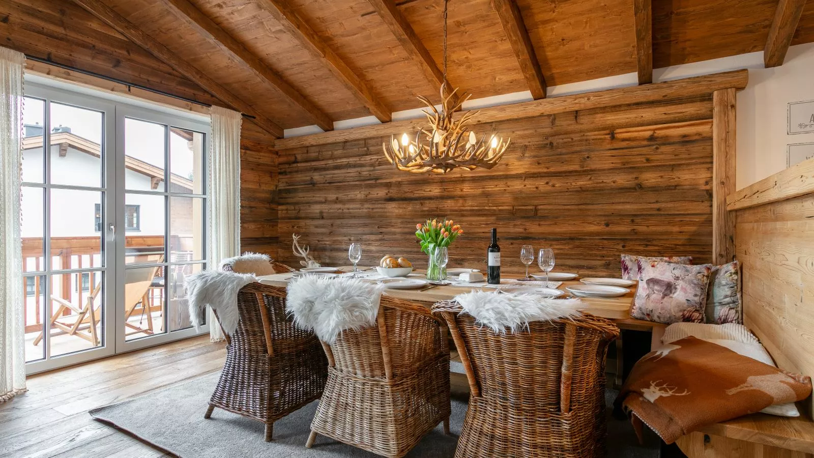 Tauernlodge Eben A3 - Eetkamer