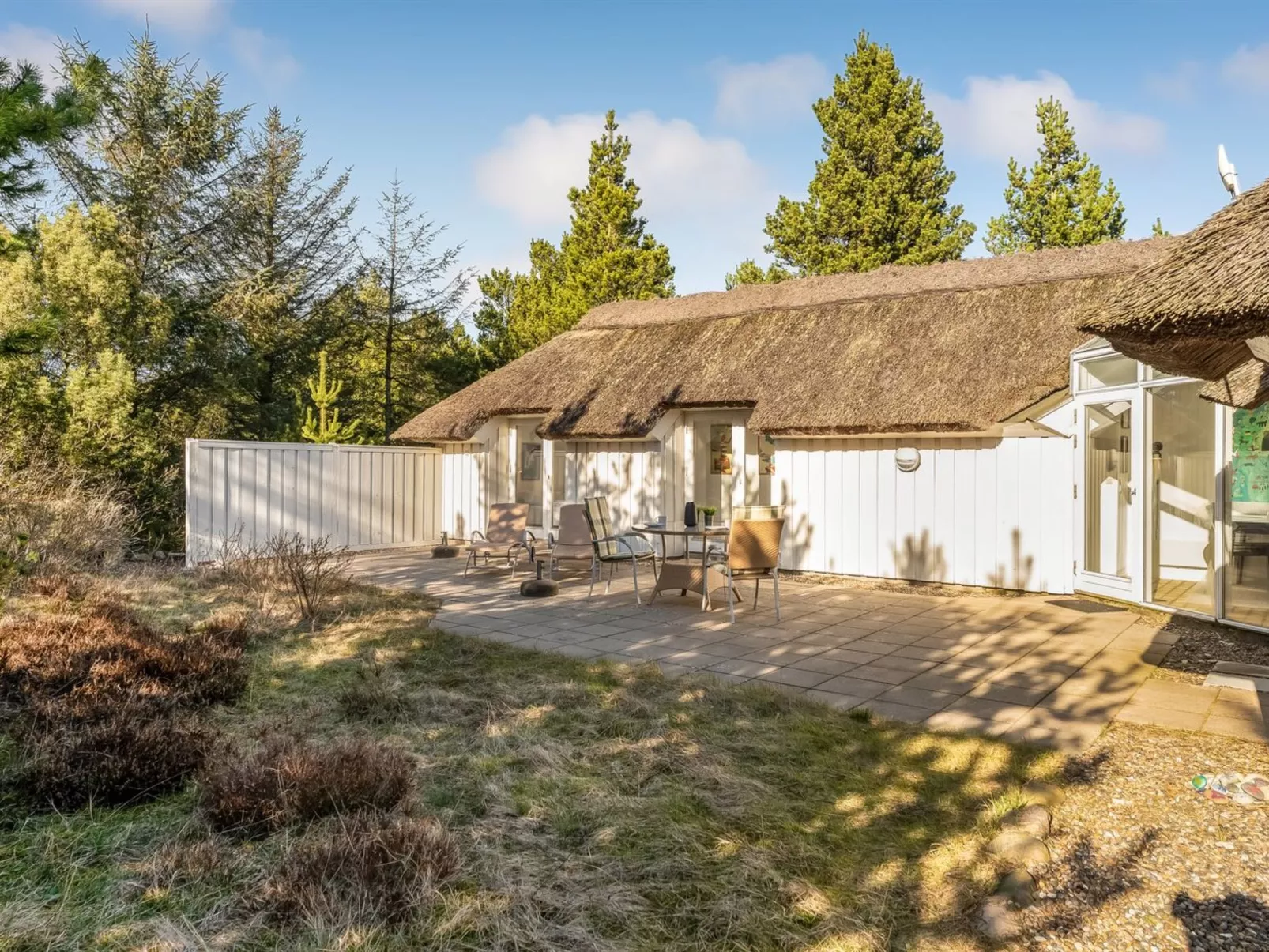 "Udder" - 1.3km from the sea - Buiten