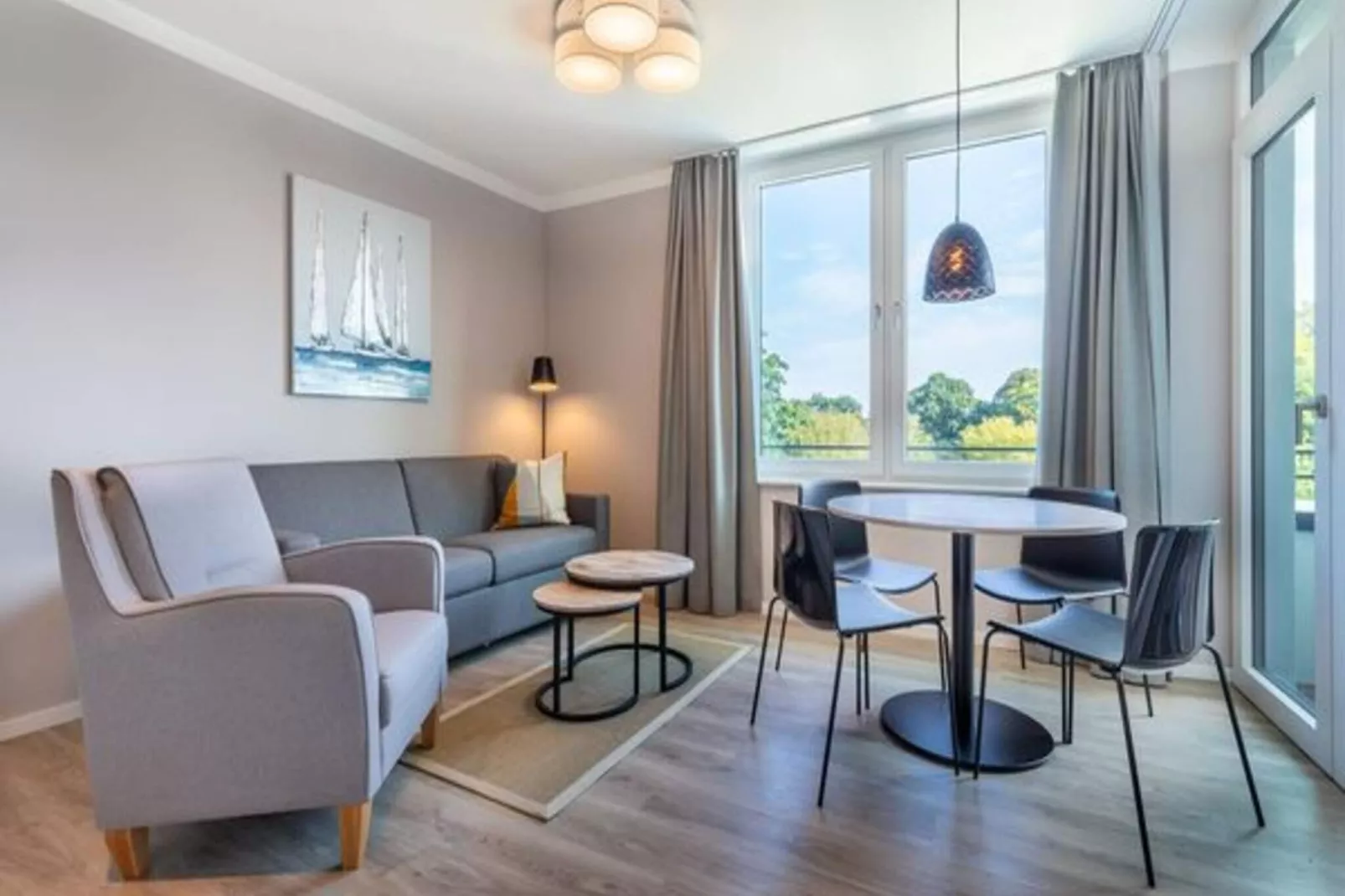 Modern verblijf met balkon voor het hele gezin - Binnen