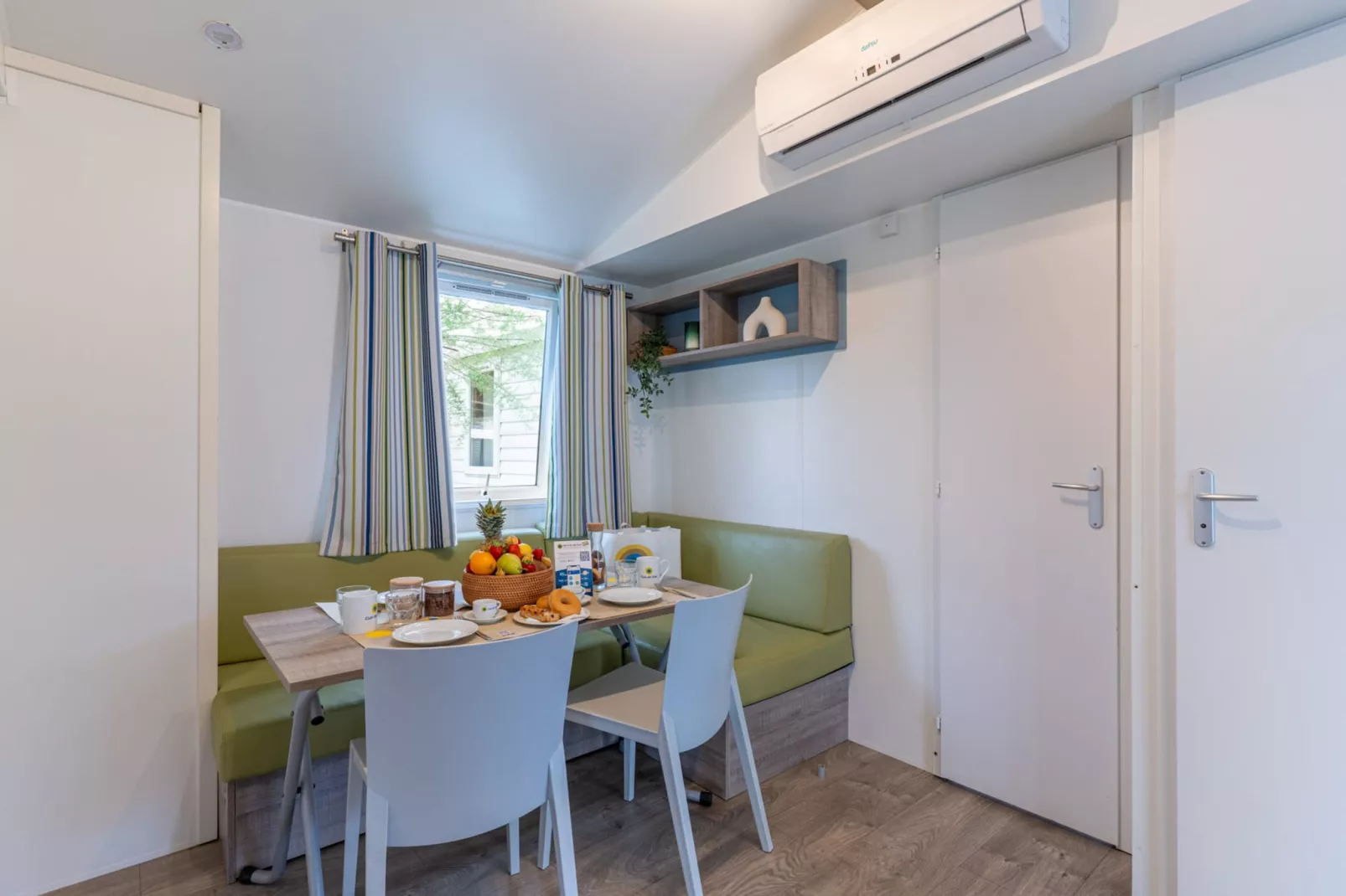 VIGNA SUL MAR FAMILY COLLECTION - LODGE SUPERIOR - Woonkamer