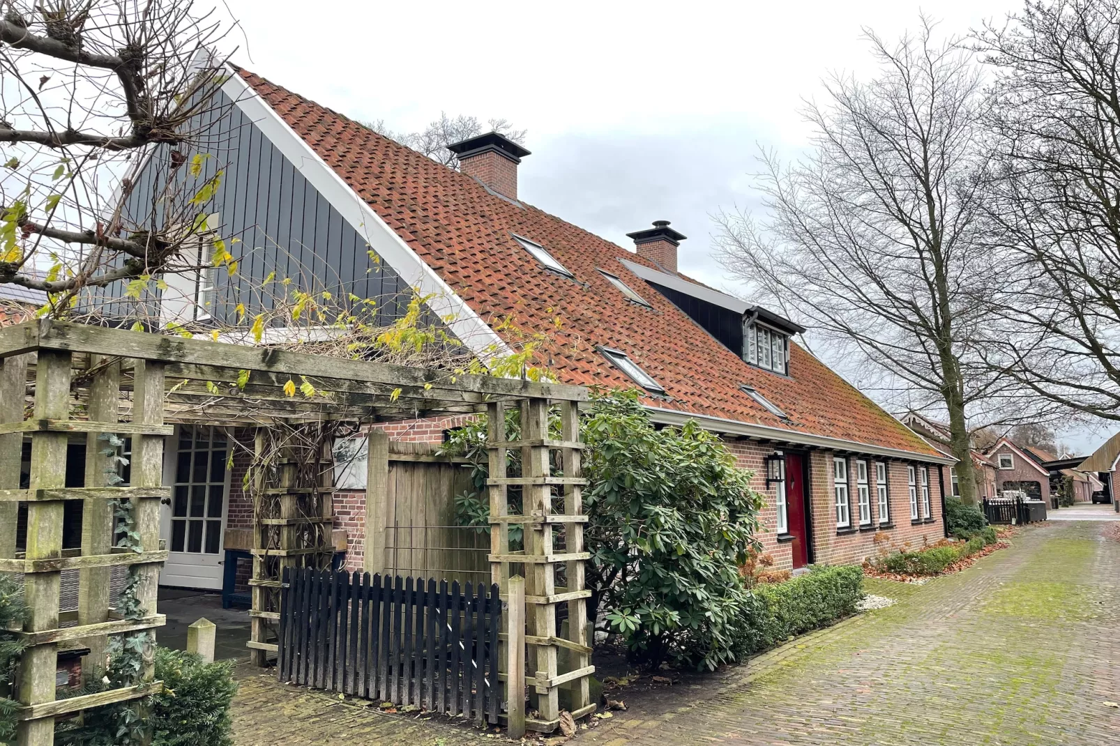 De Binnenhof - Buitenkant zomer